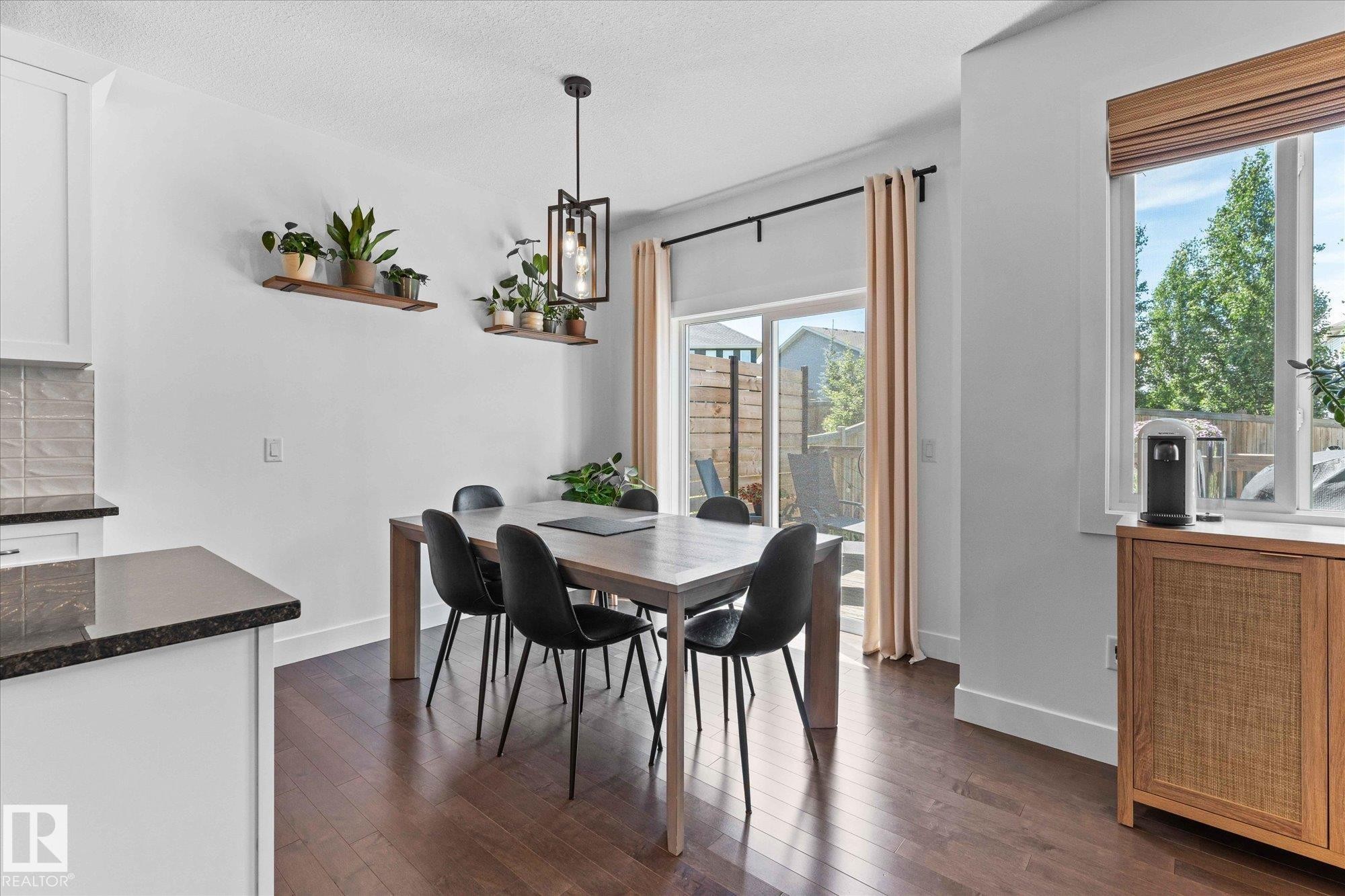 5432 Allbright Square, Edmonton, AB - Indoor Photo Showing Dining Room