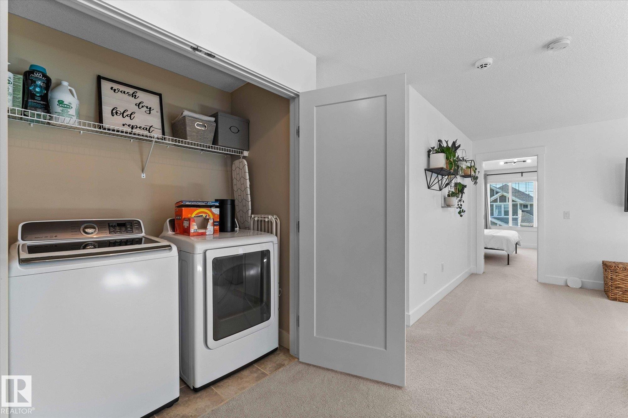5432 Allbright Square, Edmonton, AB - Indoor Photo Showing Laundry Room