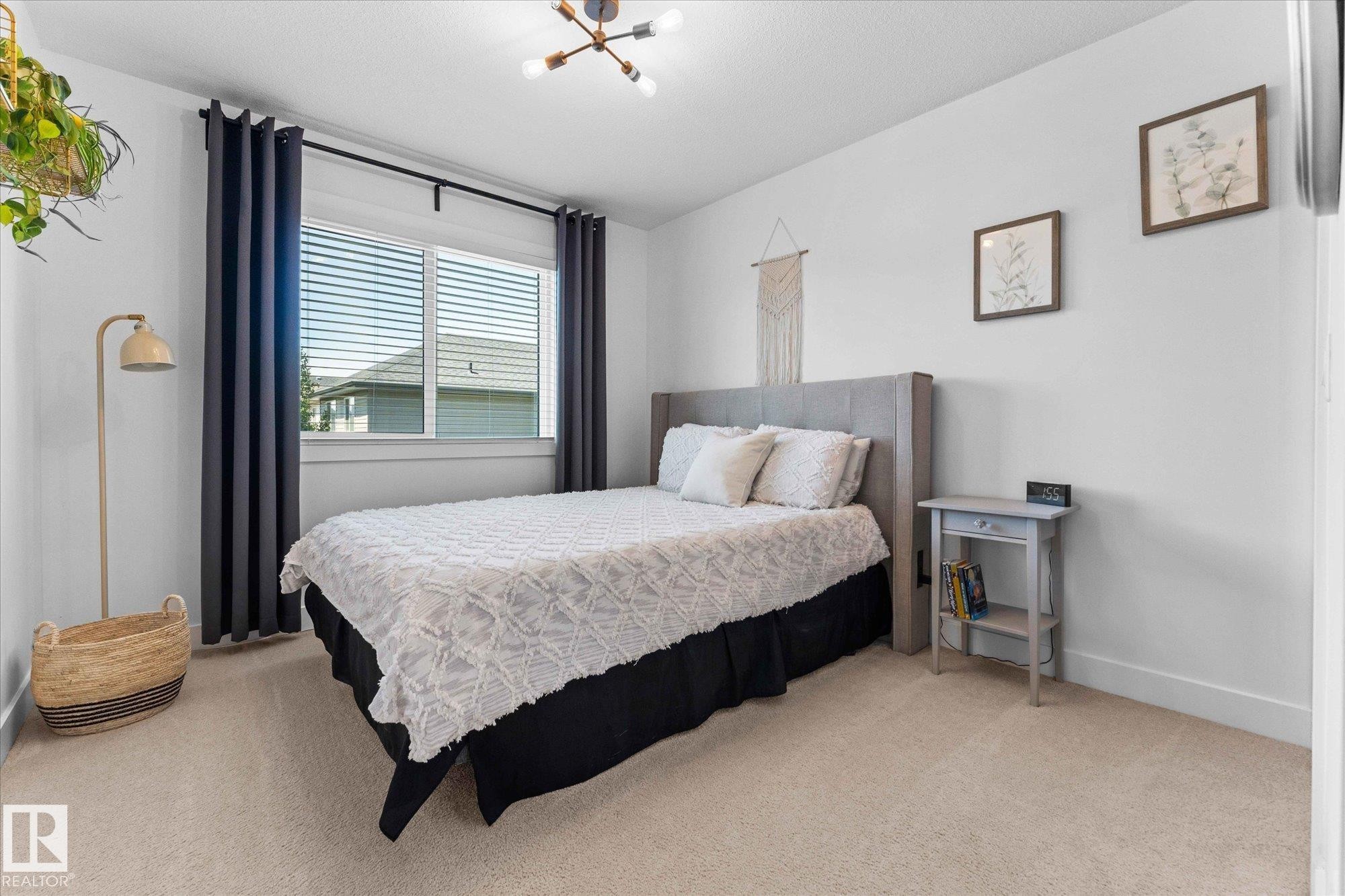 5432 Allbright Square, Edmonton, AB - Indoor Photo Showing Bedroom