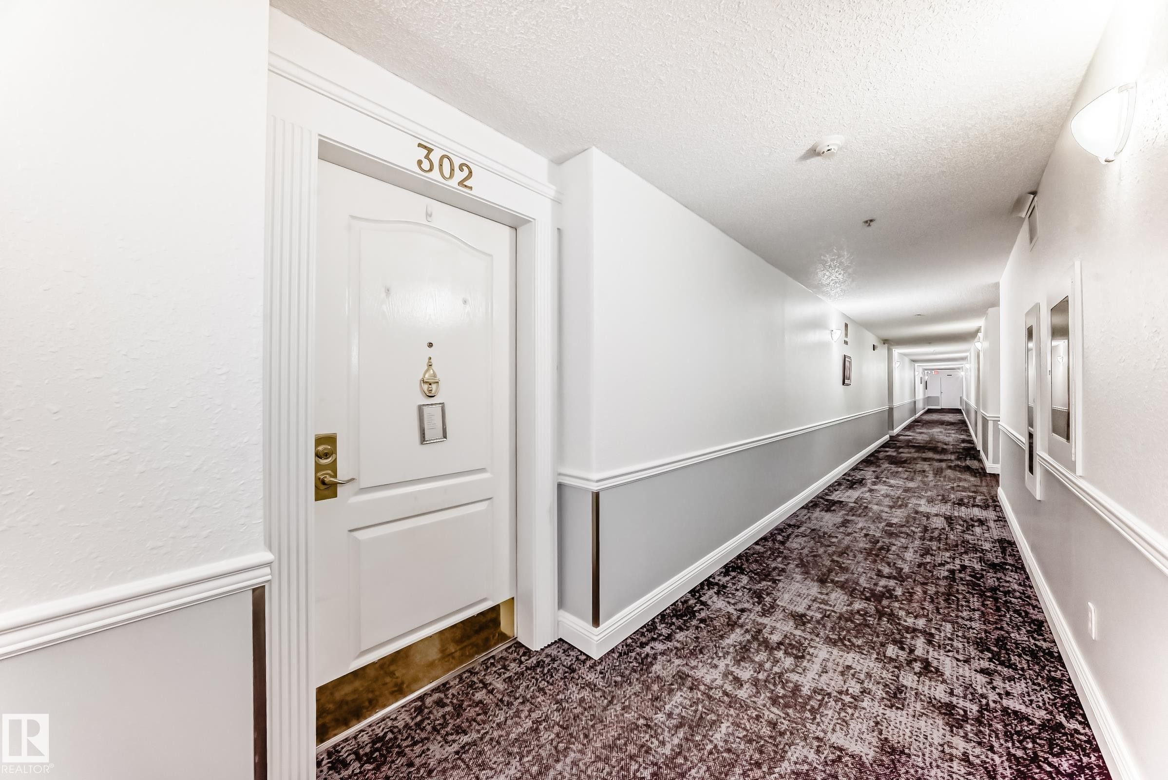 302 13450 114 Avenue, Edmonton, AB - Indoor Photo Showing Other Room