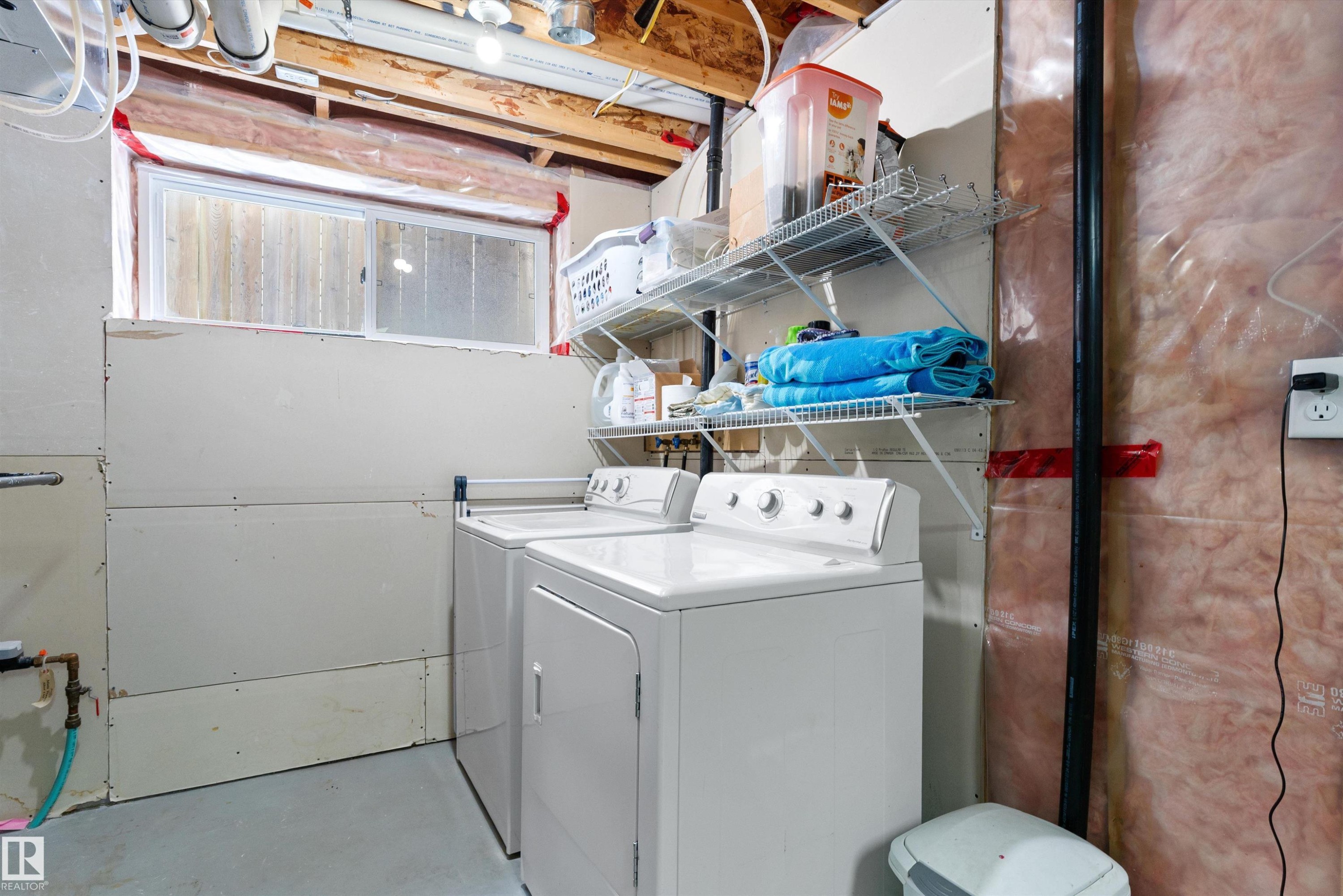 419 Songhurst Place, Leduc, AB - Indoor Photo Showing Laundry Room