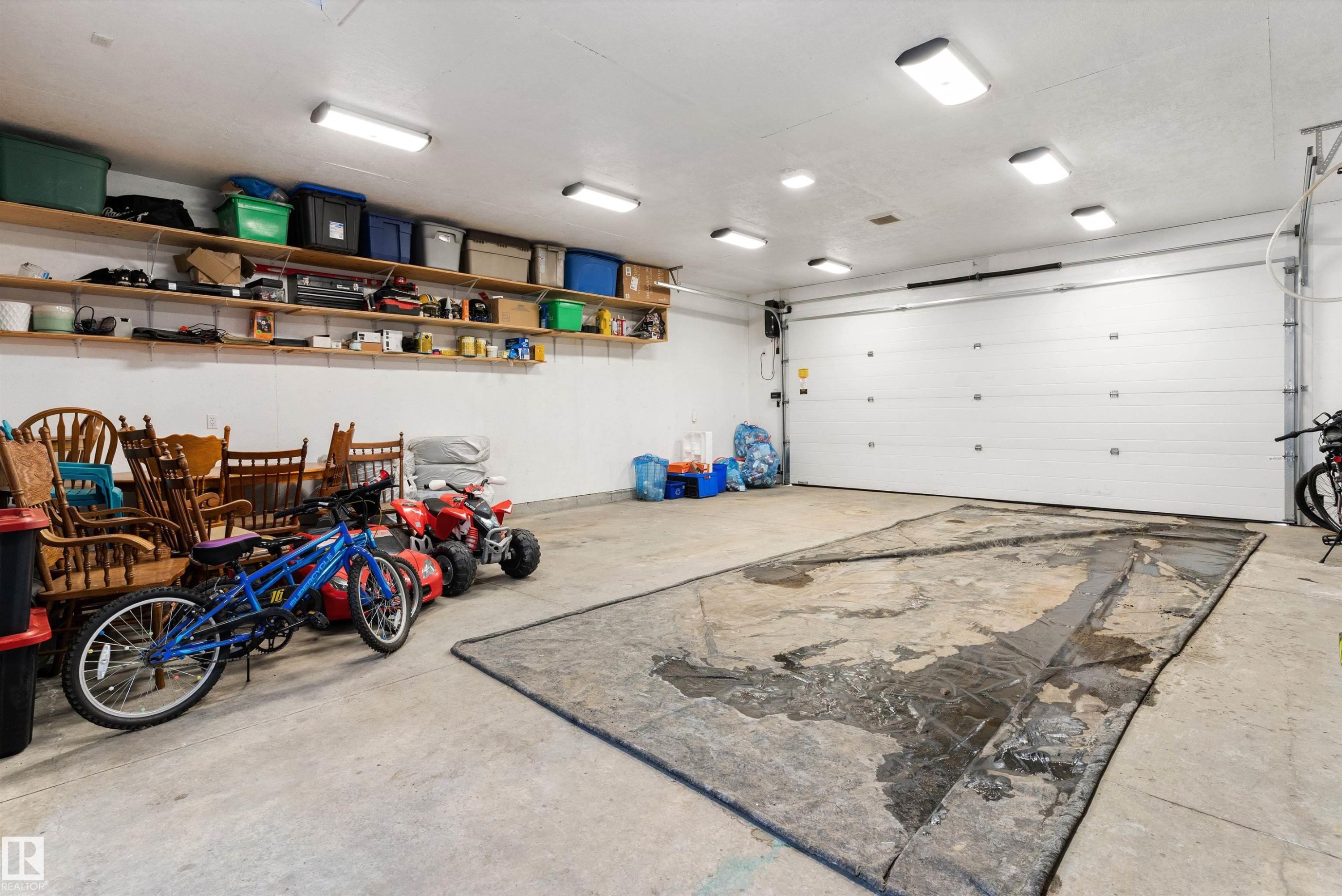 419 Songhurst Place, Leduc, AB - Indoor Photo Showing Garage