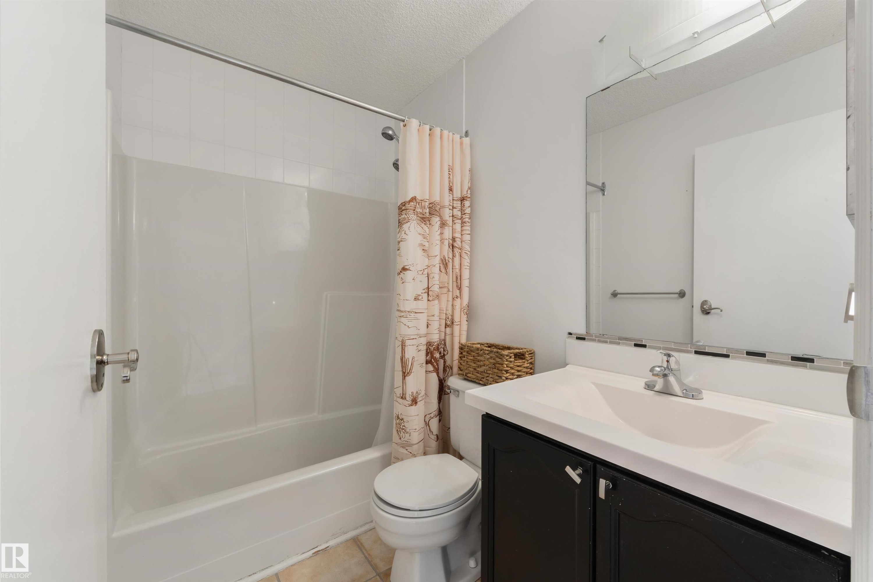 123 5 Aberdeen Way, Stony Plain, AB - Indoor Photo Showing Bathroom
