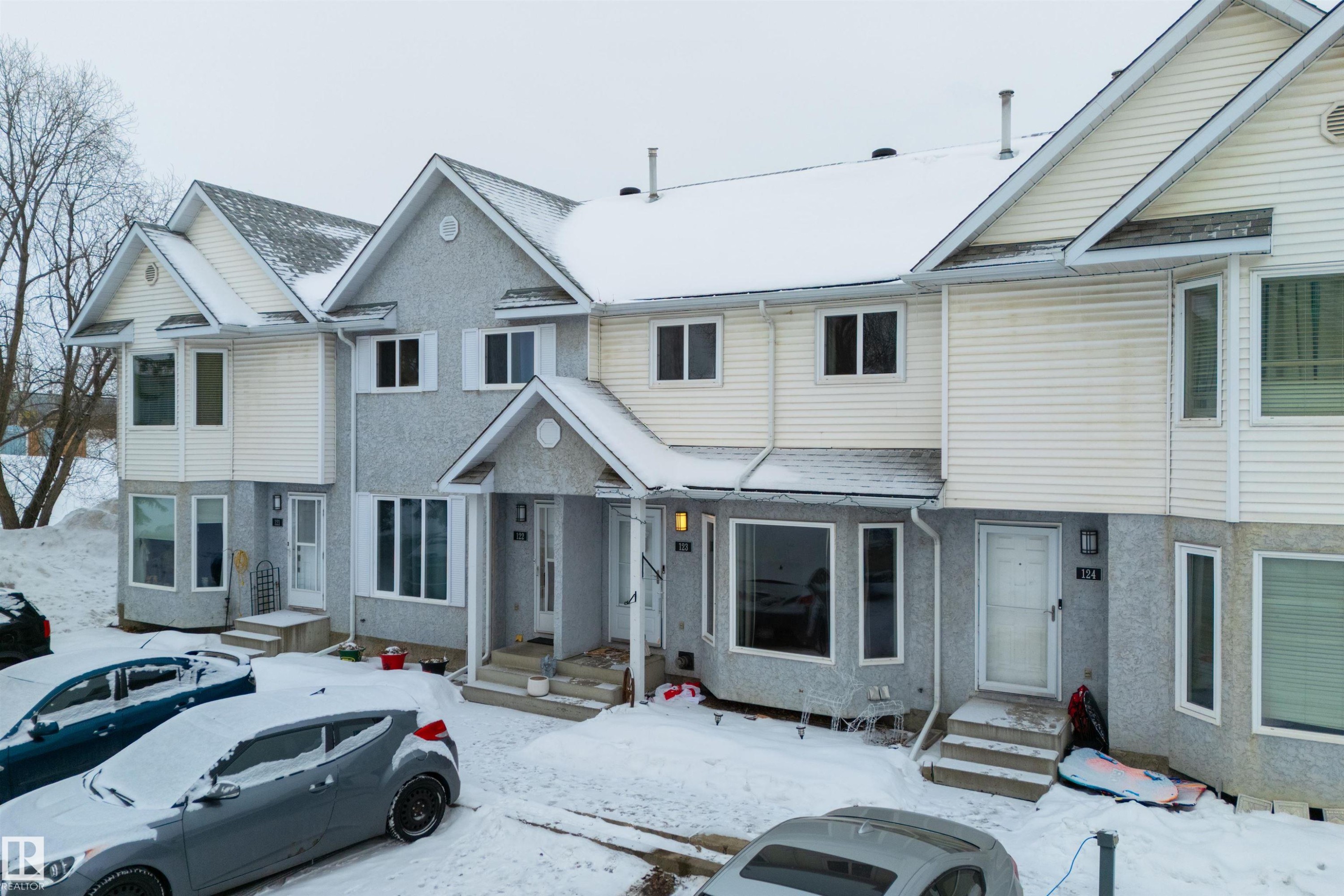 123 5 Aberdeen Way, Stony Plain, AB - Outdoor With Facade