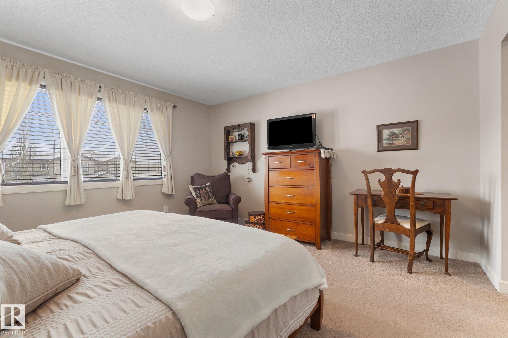5 Hammett Gate, Spruce Grove, AB - Indoor Photo Showing Bedroom