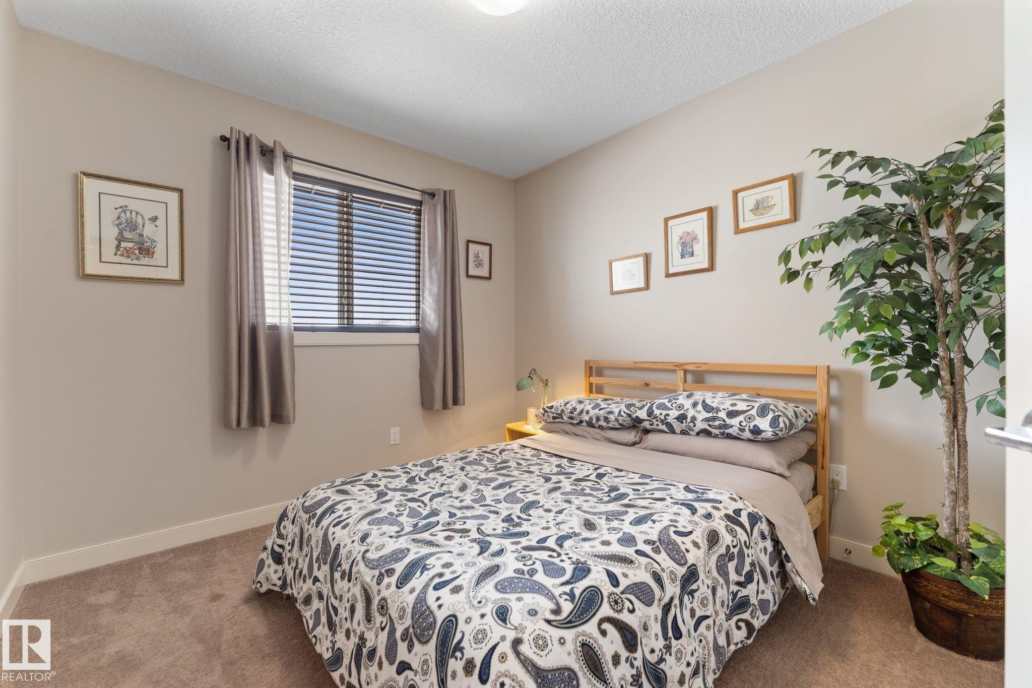 5 Hammett Gate, Spruce Grove, AB - Indoor Photo Showing Bedroom
