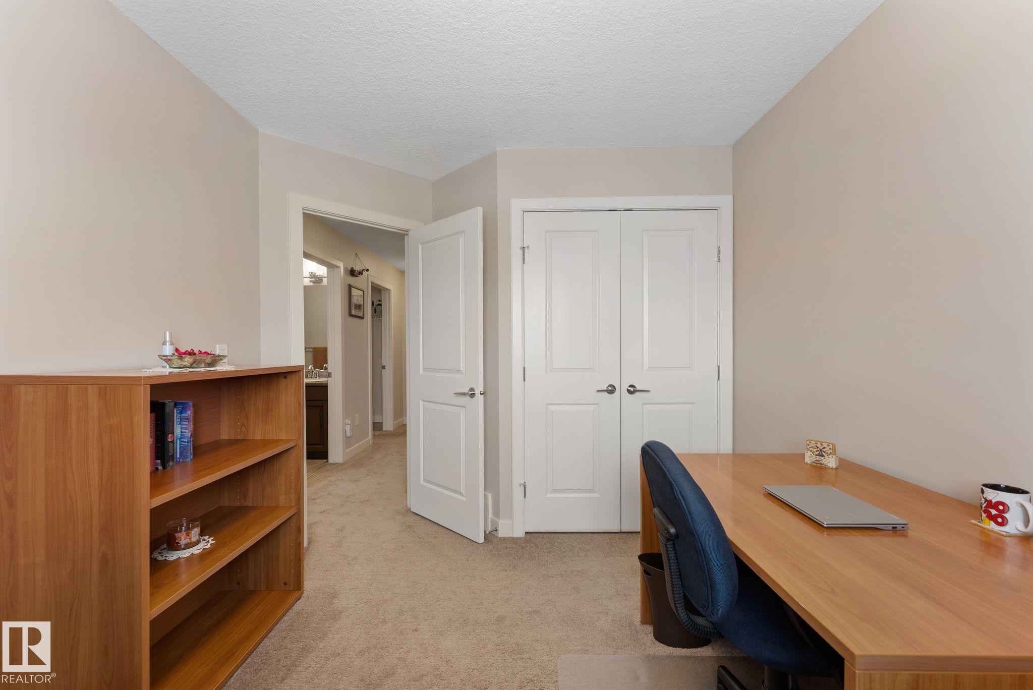 5 Hammett Gate, Spruce Grove, AB - Indoor Photo Showing Office