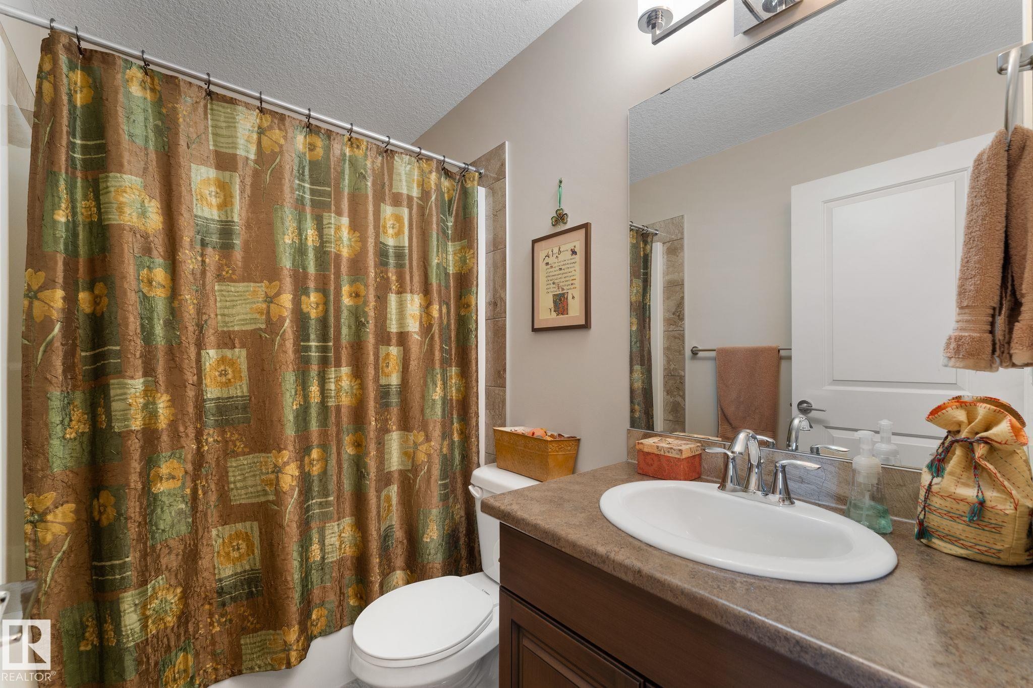 5 Hammett Gate, Spruce Grove, AB - Indoor Photo Showing Bathroom