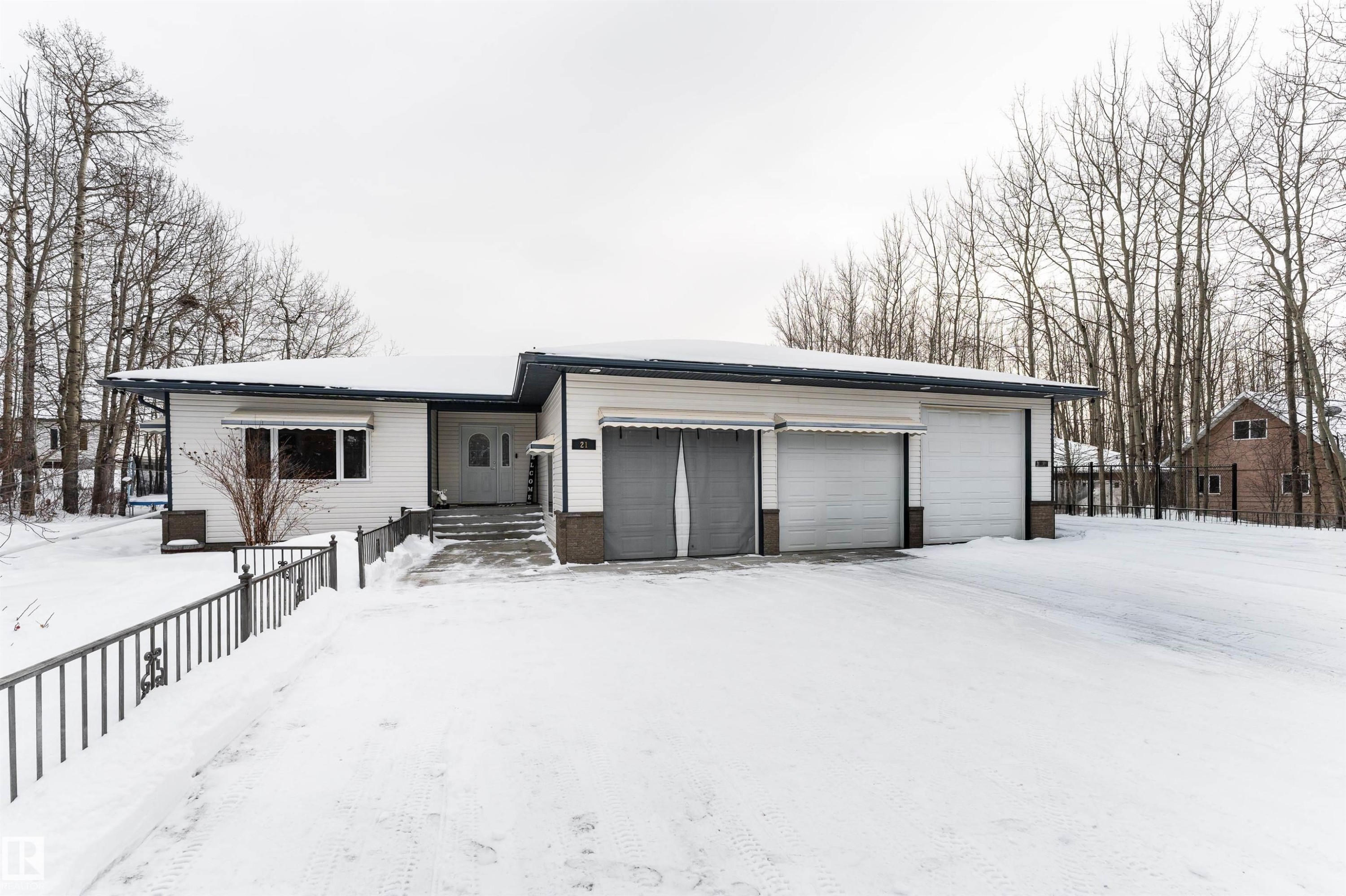 21 Power Drive, Rural Lac Ste. Anne County, AB - Outdoor