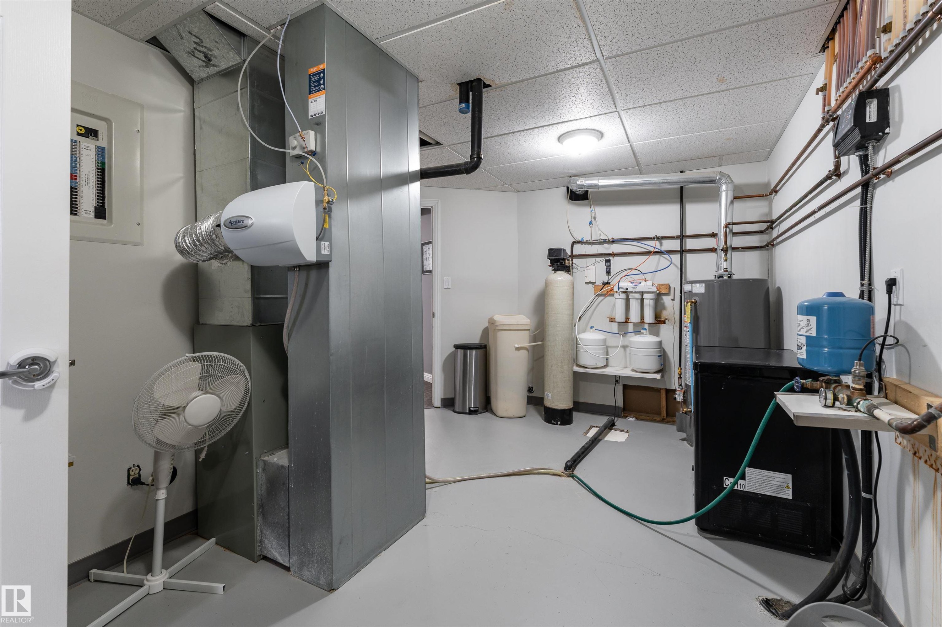 21 Power Drive, Rural Lac Ste. Anne County, AB - Indoor
