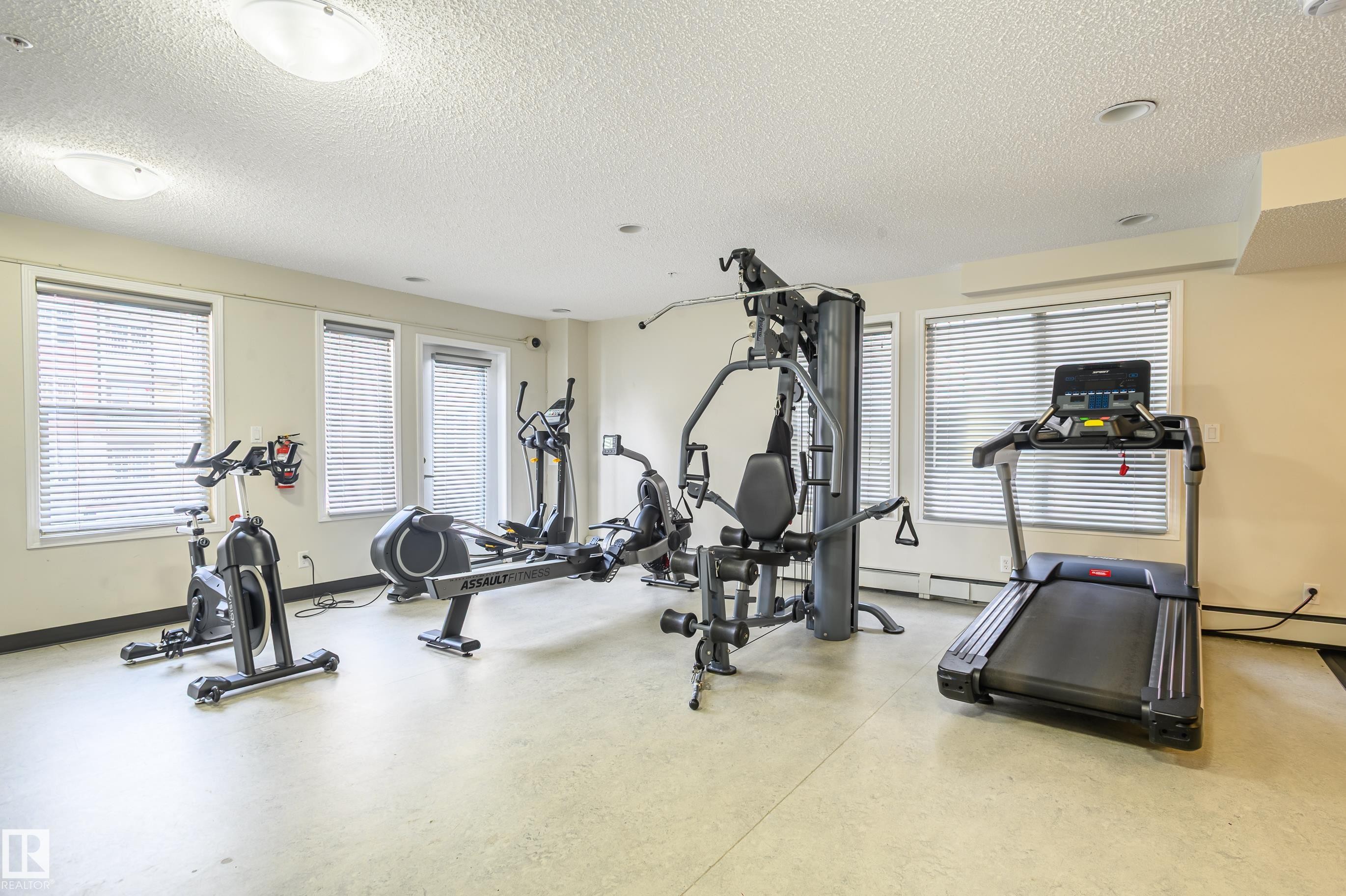 213 105 Ambleside Drive, Edmonton, AB - Indoor Photo Showing Gym Room