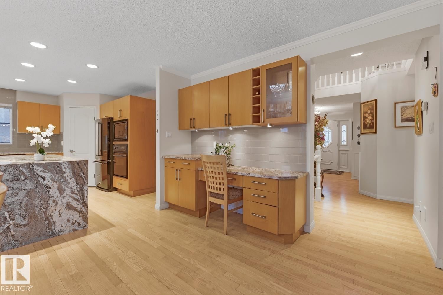 324 Wolf Ridge Point(E), Edmonton, AB - Indoor Photo Showing Other Room