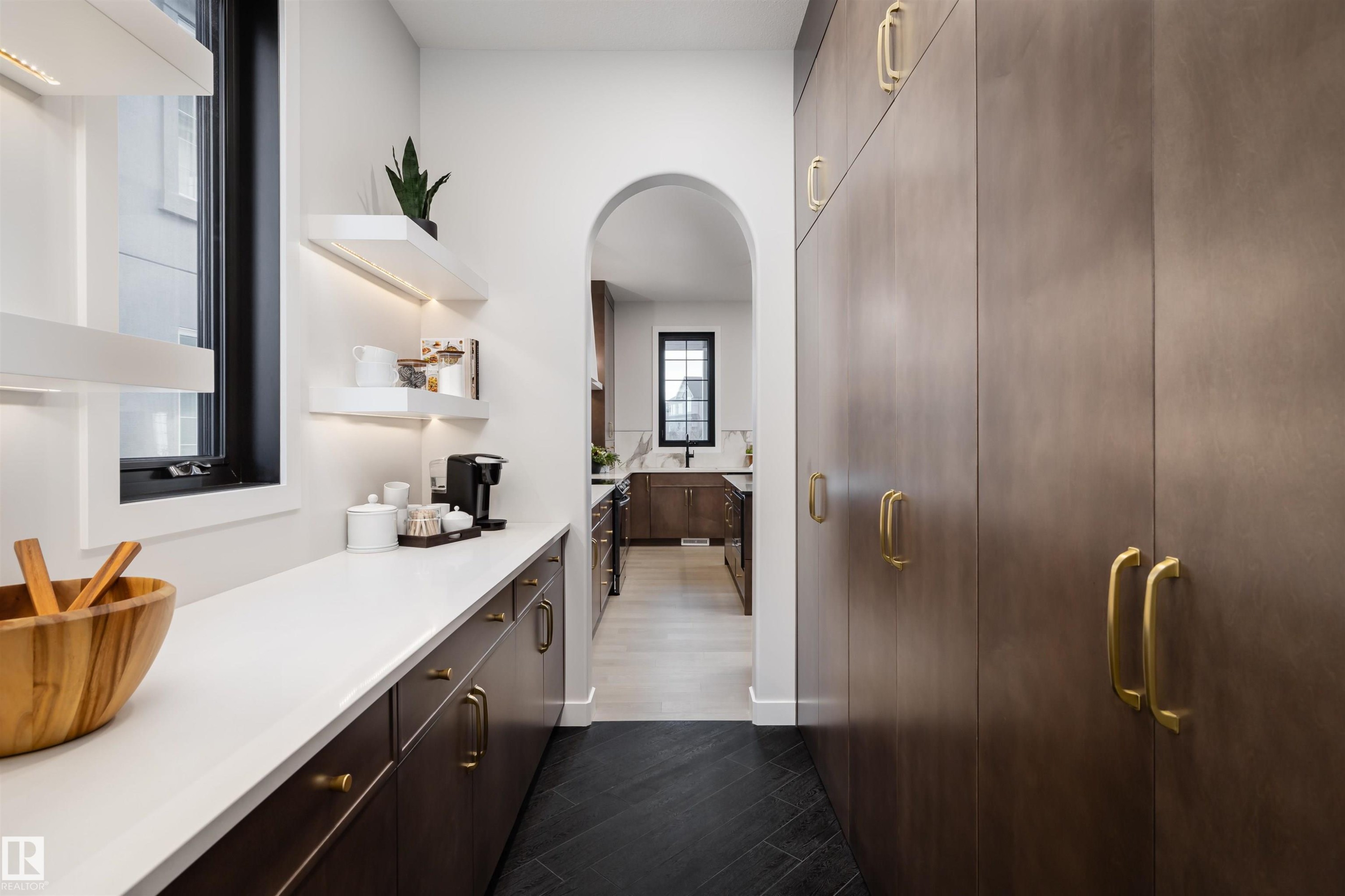 4638 Chegwin Wynd, Edmonton, AB - Indoor