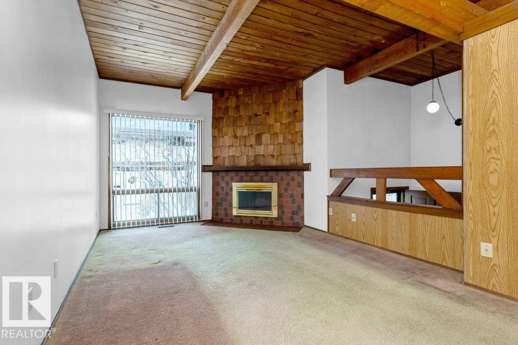 536 Lee Ridge Road, Edmonton, AB - Indoor With Fireplace