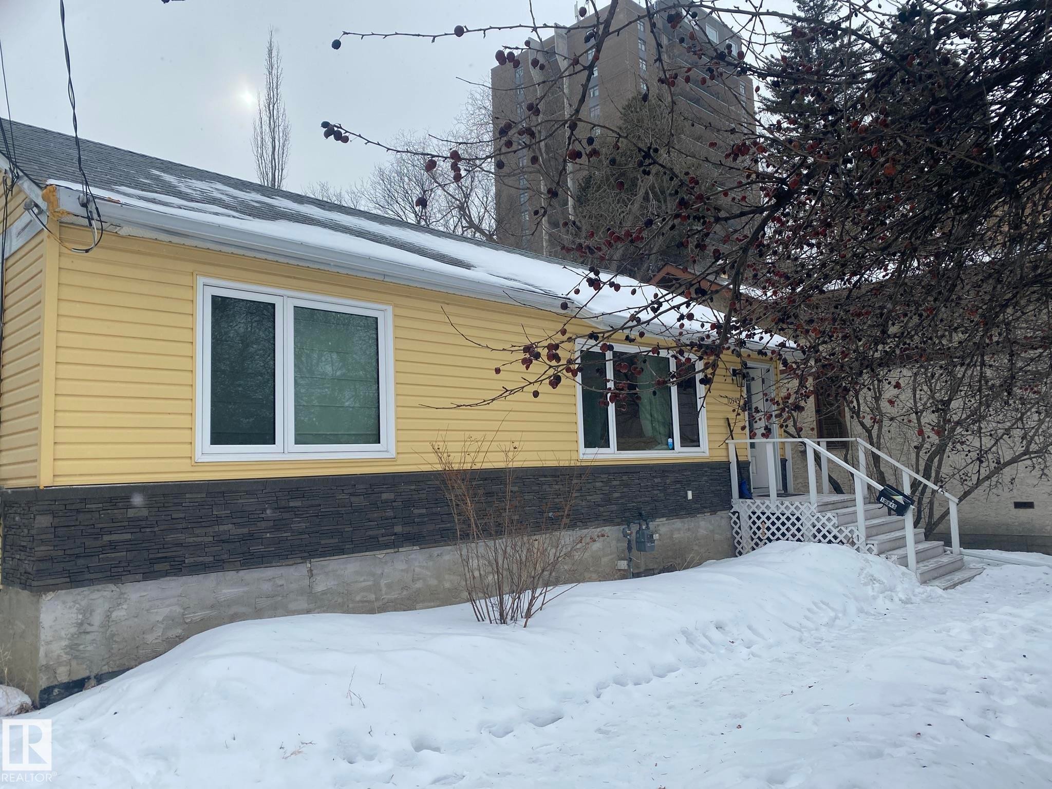 10945 54 Avenue, Edmonton, AB - Outdoor