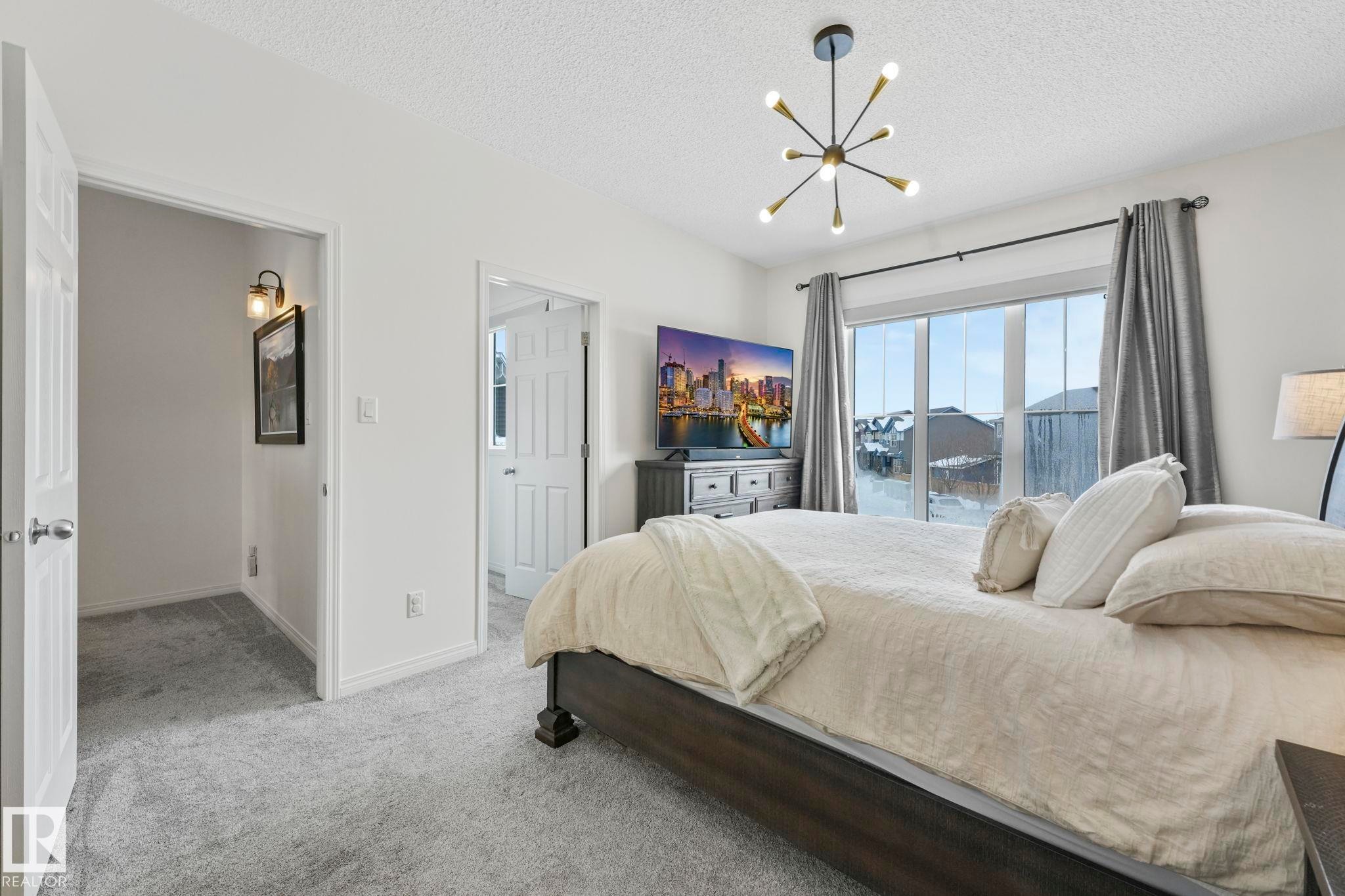5507 Crabapple Loop, Edmonton, AB - Indoor Photo Showing Bedroom