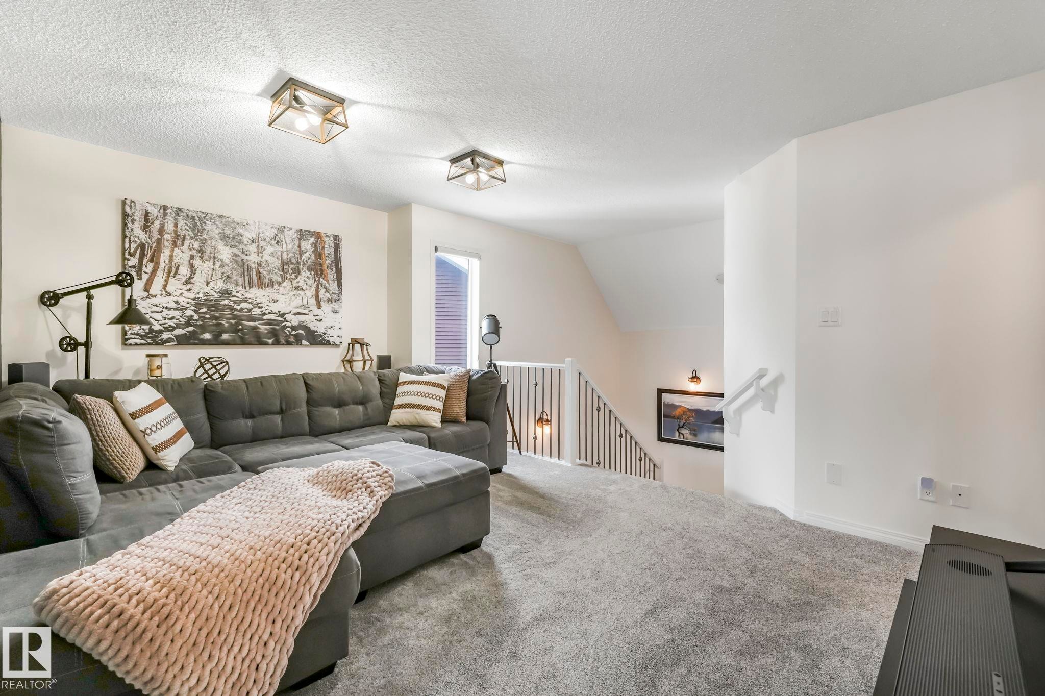 5507 Crabapple Loop, Edmonton, AB - Indoor