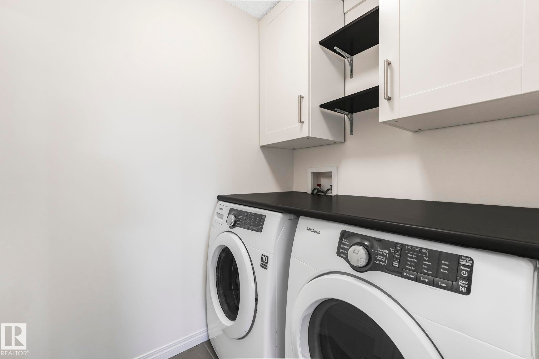 5507 Crabapple Loop, Edmonton, AB - Indoor Photo Showing Laundry Room