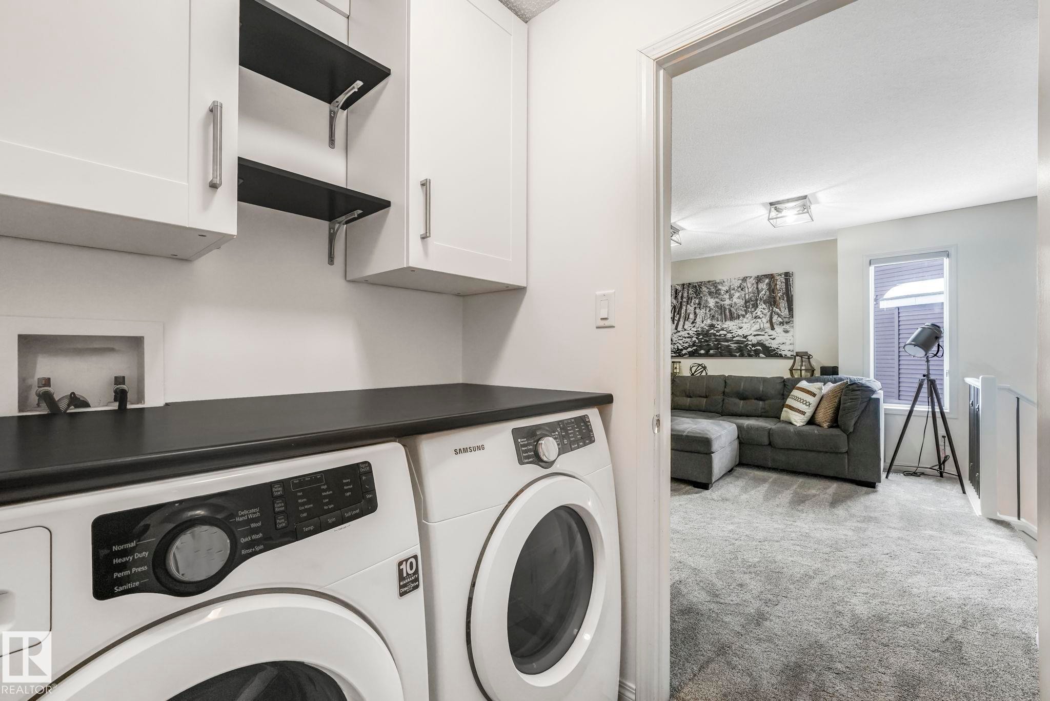 5507 Crabapple Loop, Edmonton, AB - Indoor Photo Showing Laundry Room