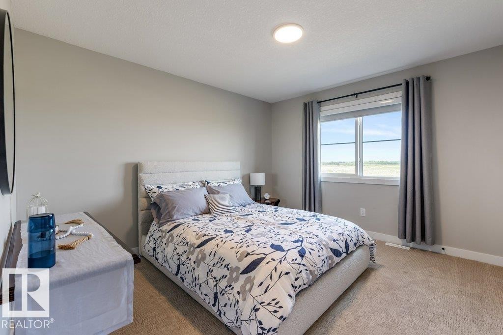65 Jubilation Drive, St. Albert, AB - Indoor Photo Showing Bedroom