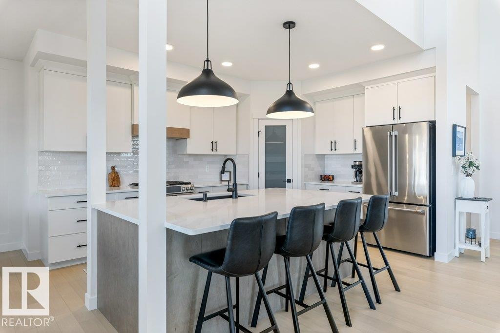 65 Jubilation Drive, St. Albert, AB - Indoor Photo Showing Kitchen With Upgraded Kitchen