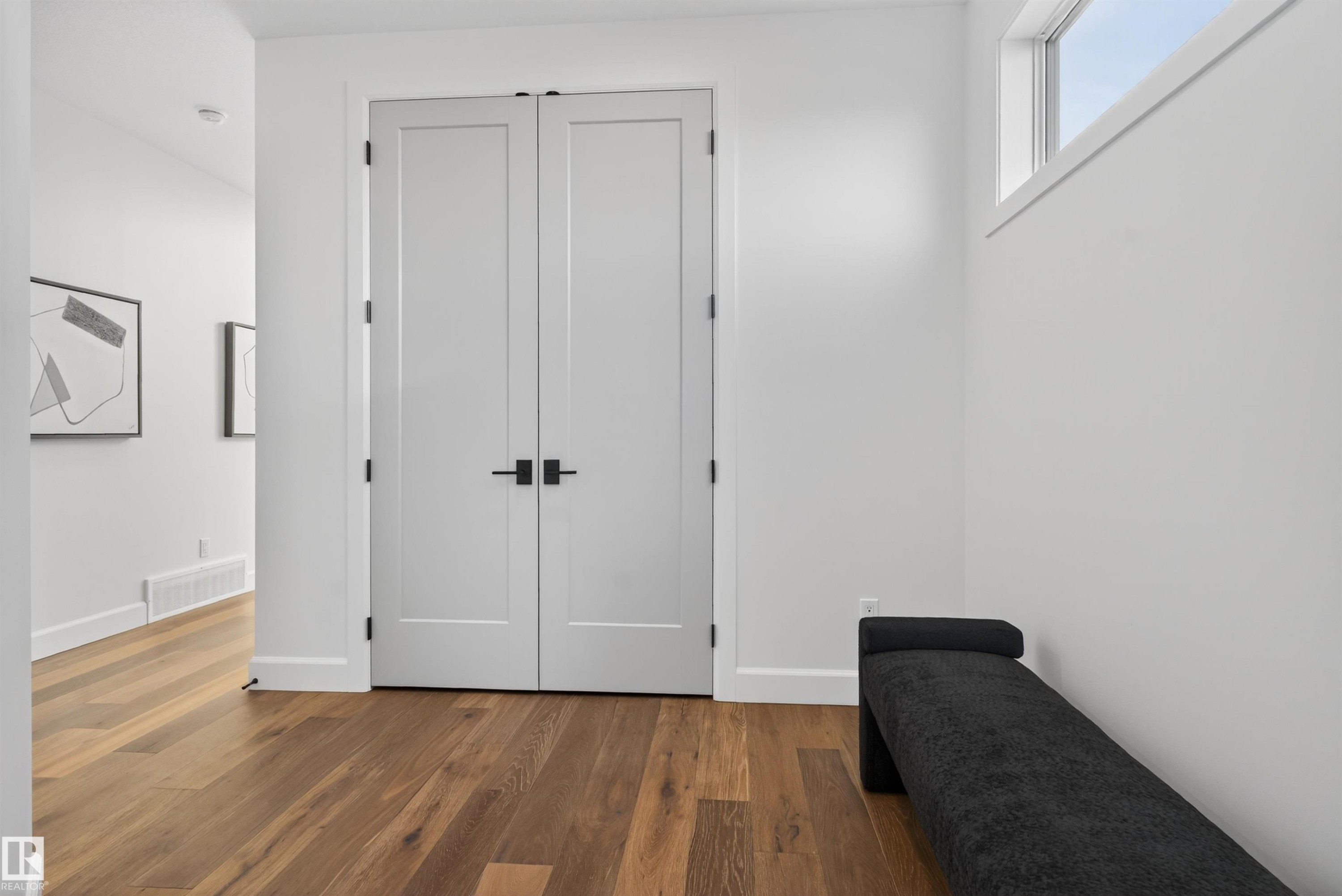 213 Paterson Link, Edmonton, AB - Indoor Photo Showing Other Room