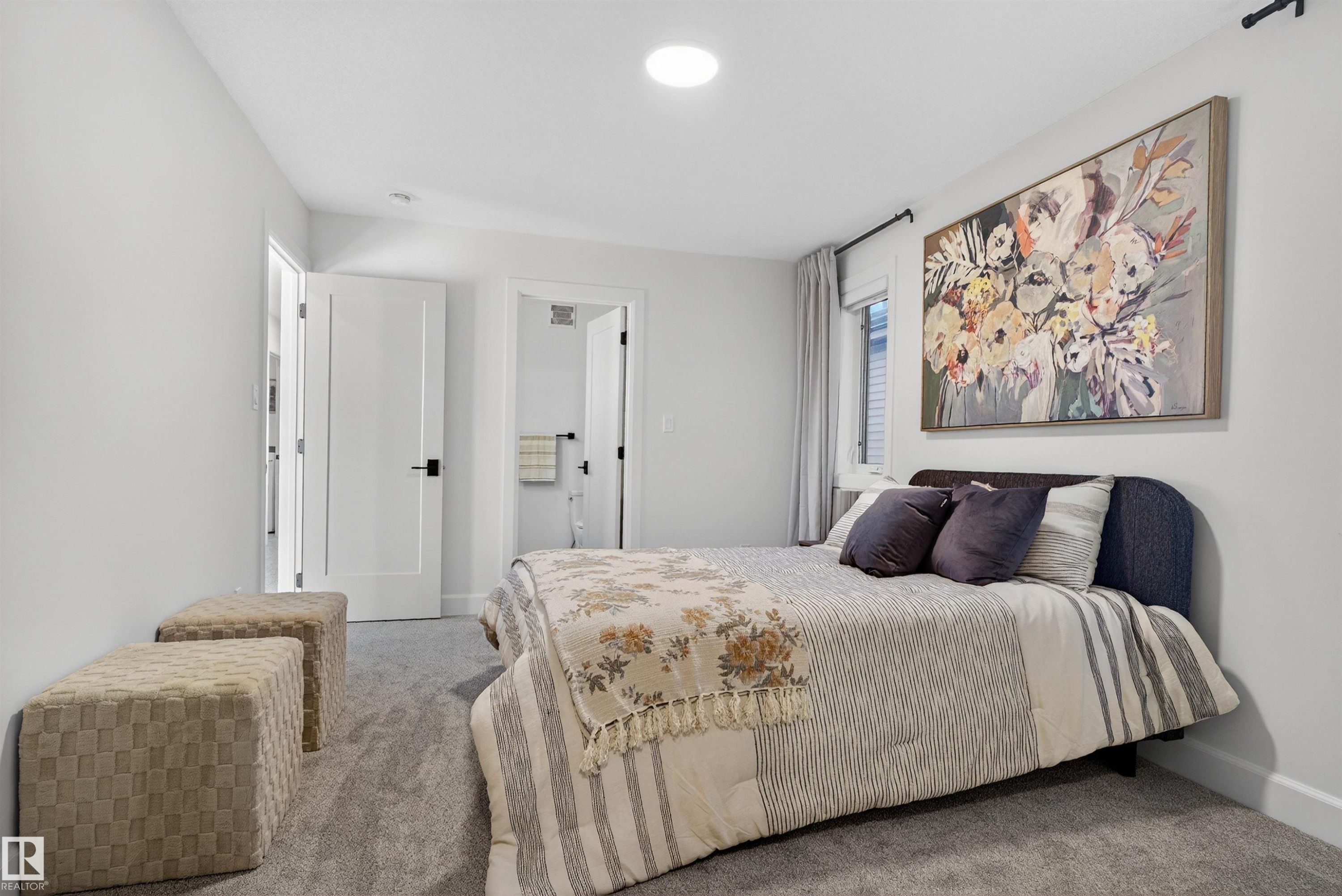 213 Paterson Link, Edmonton, AB - Indoor Photo Showing Bedroom