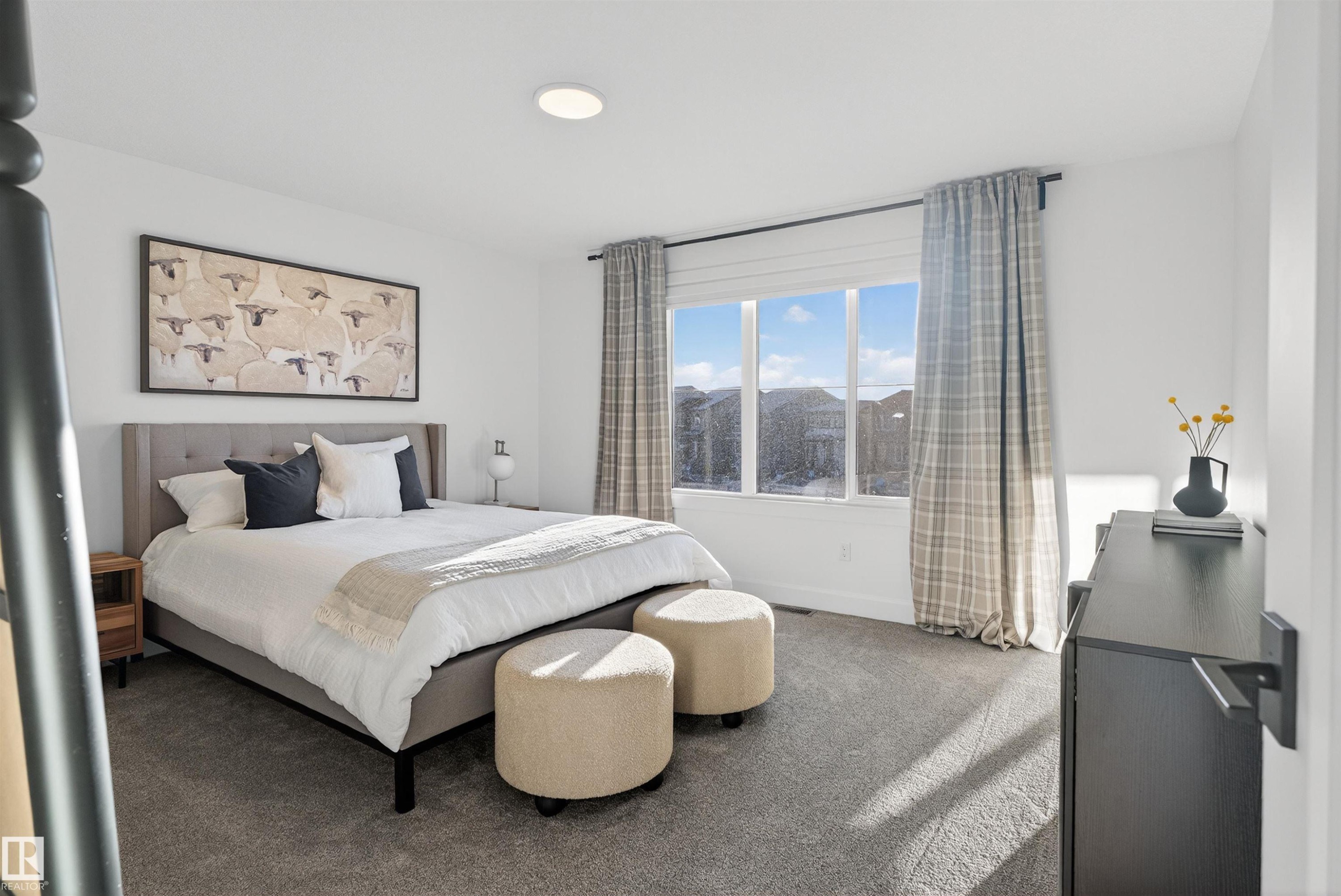 213 Paterson Link, Edmonton, AB - Indoor Photo Showing Bedroom