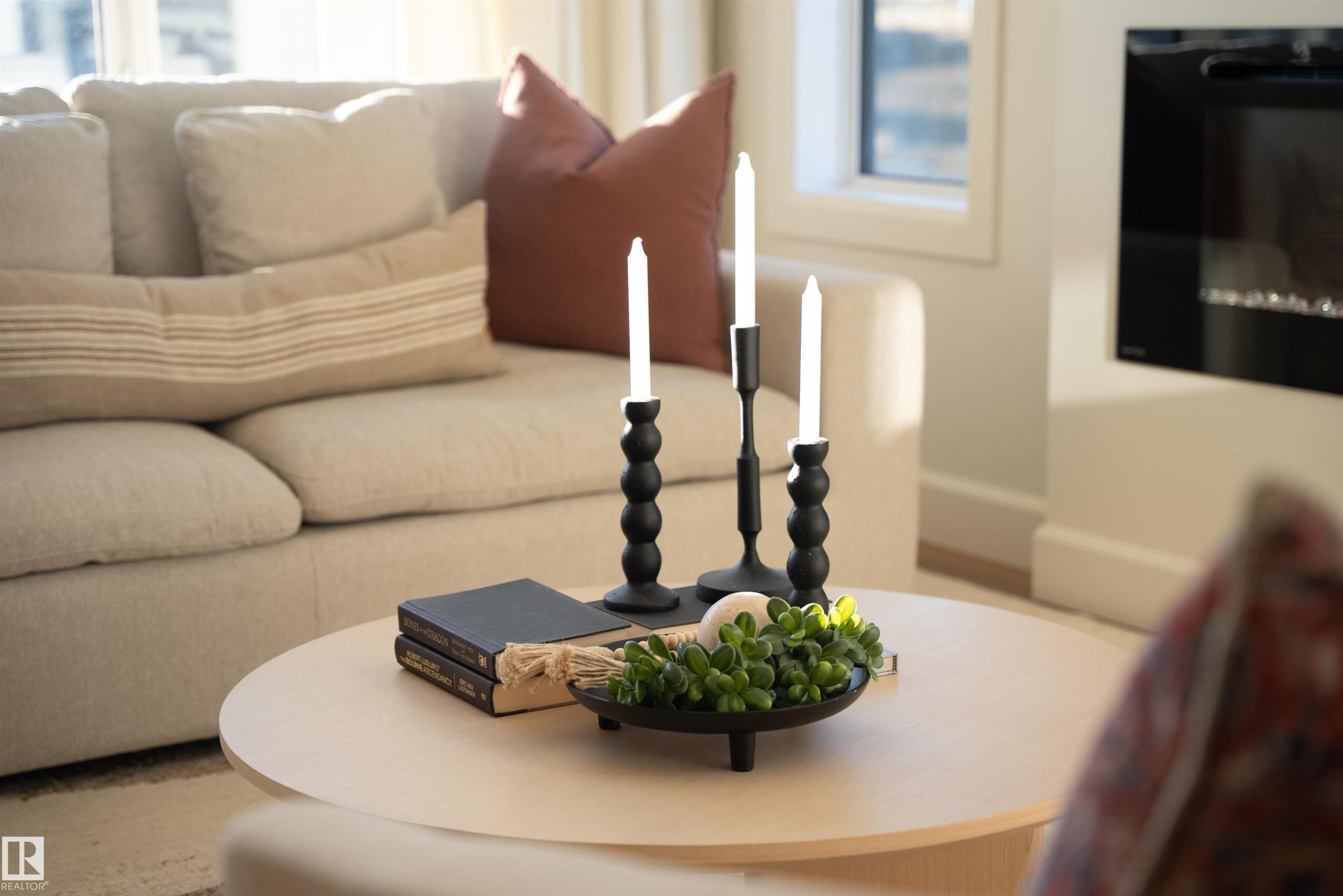 213 Paterson Link, Edmonton, AB - Indoor