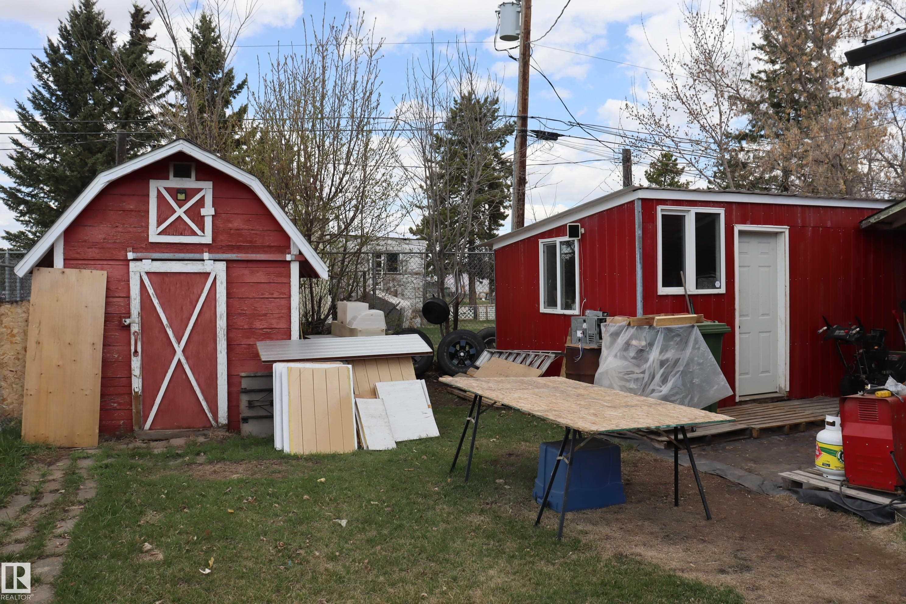 56 4204 47St., Wetaskiwin, AB - Outdoor