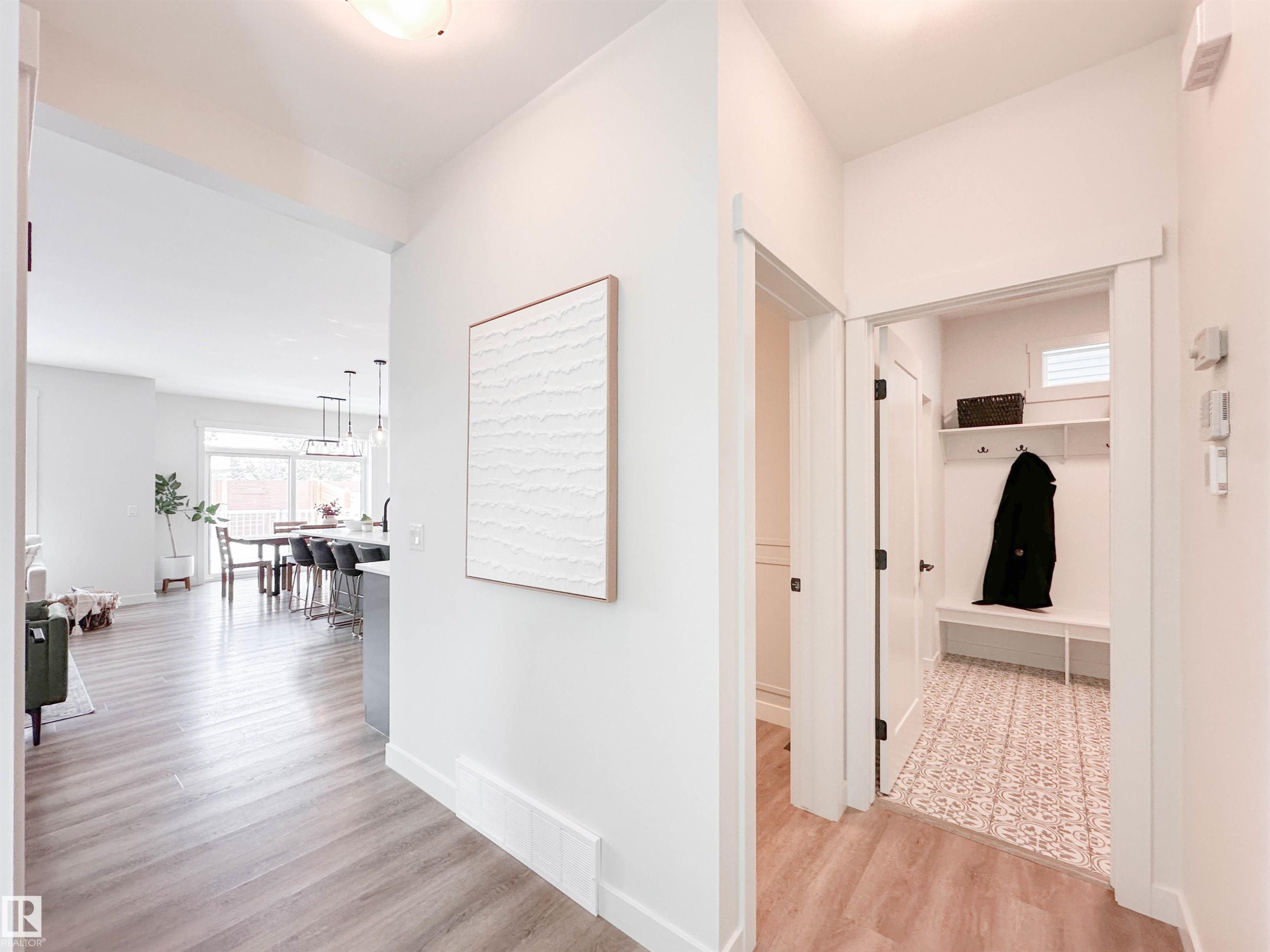 97 Joyal Way, St. Albert, AB - Indoor Photo Showing Other Room