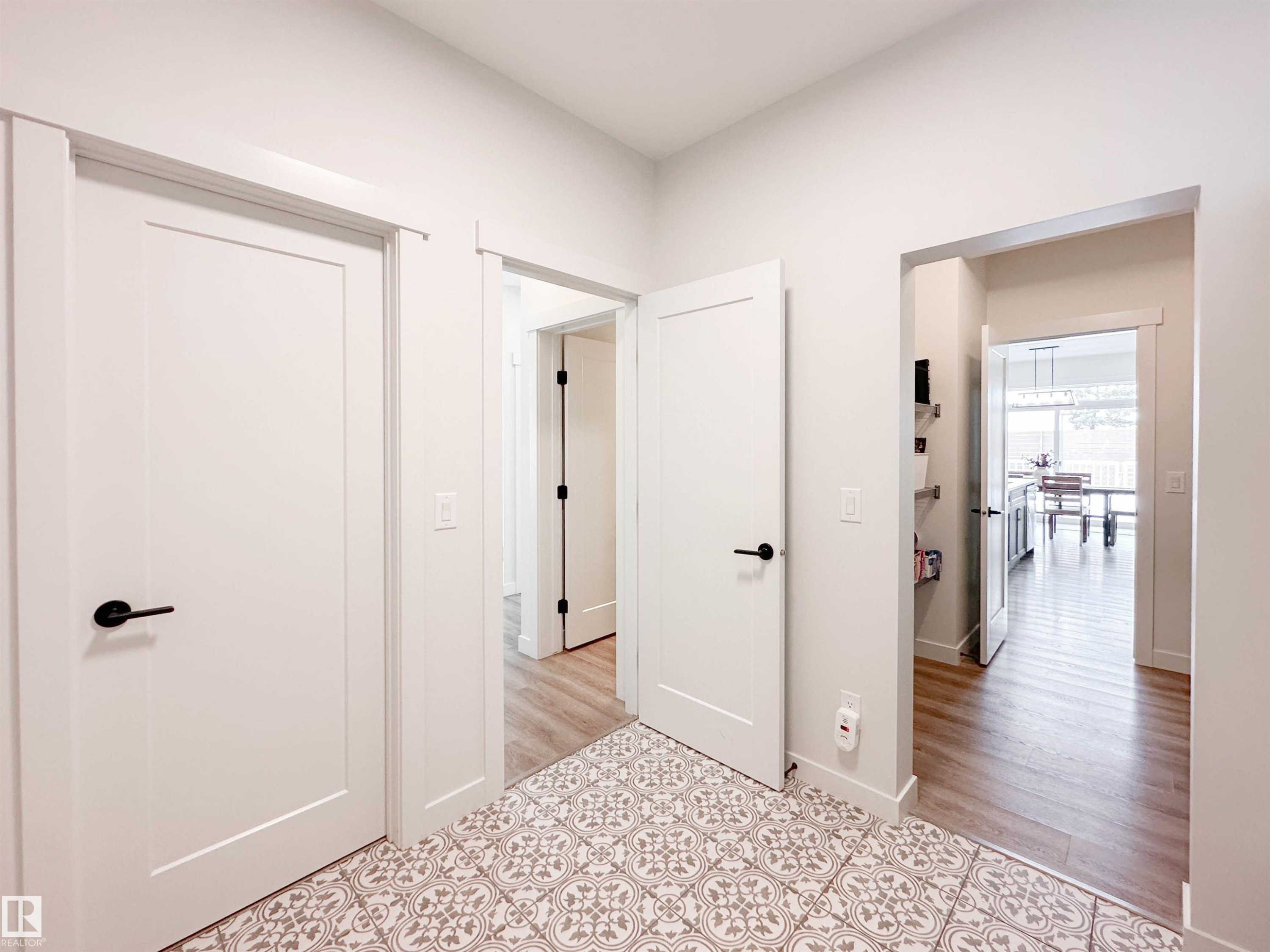 97 Joyal Way, St. Albert, AB - Indoor Photo Showing Other Room