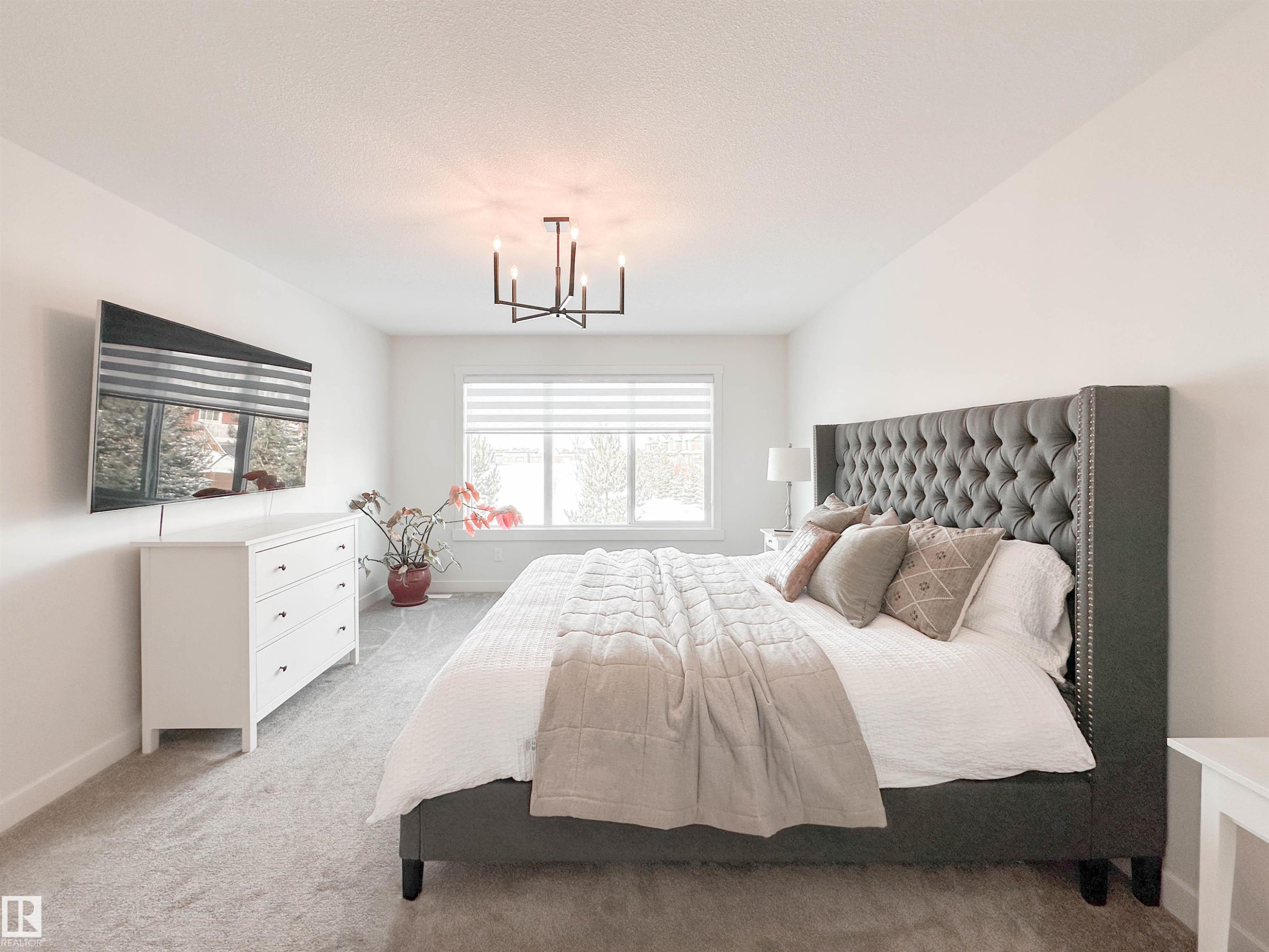 97 Joyal Way, St. Albert, AB - Indoor Photo Showing Bedroom