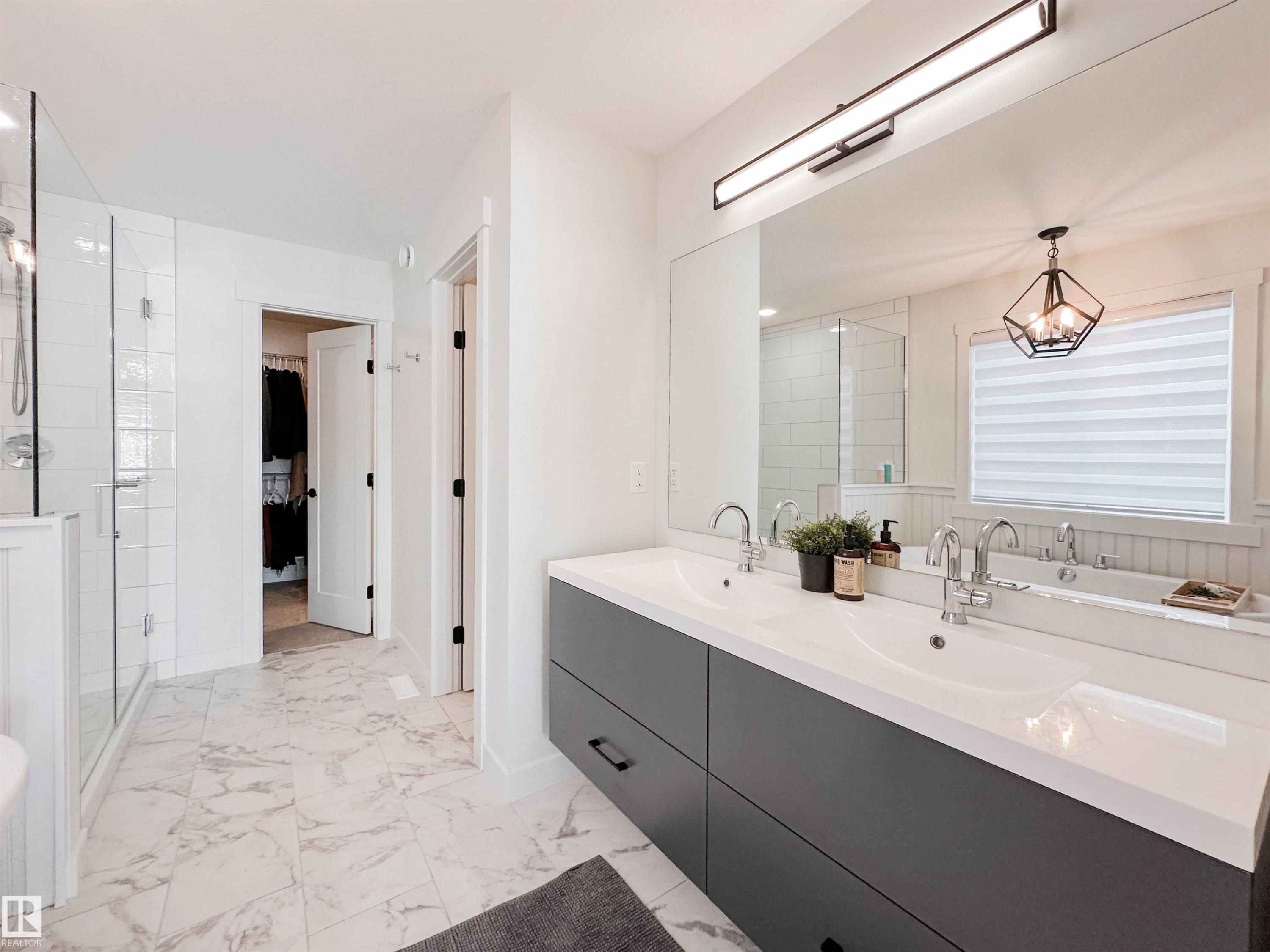 97 Joyal Way, St. Albert, AB - Indoor Photo Showing Bathroom