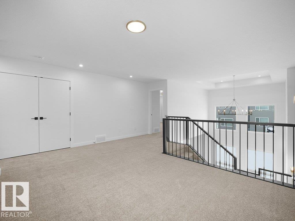 3314 Chickadee Dr, Edmonton, AB - Indoor Photo Showing Other Room