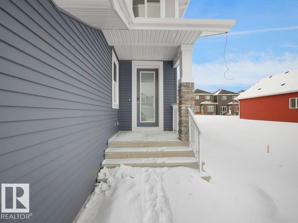 3314 Chickadee Dr, Edmonton, AB - Outdoor With Exterior