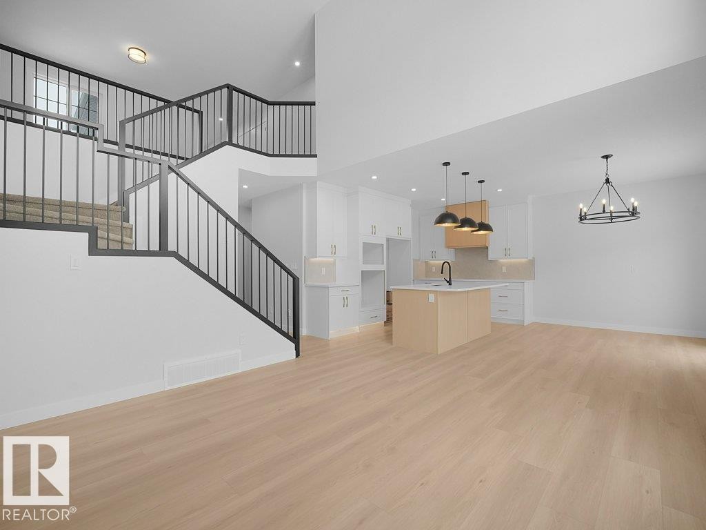 3322 Chickadee Drive, Edmonton, AB - Indoor