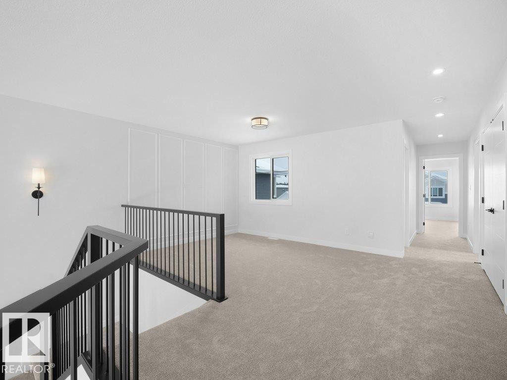 3322 Chickadee Drive, Edmonton, AB - Indoor Photo Showing Other Room