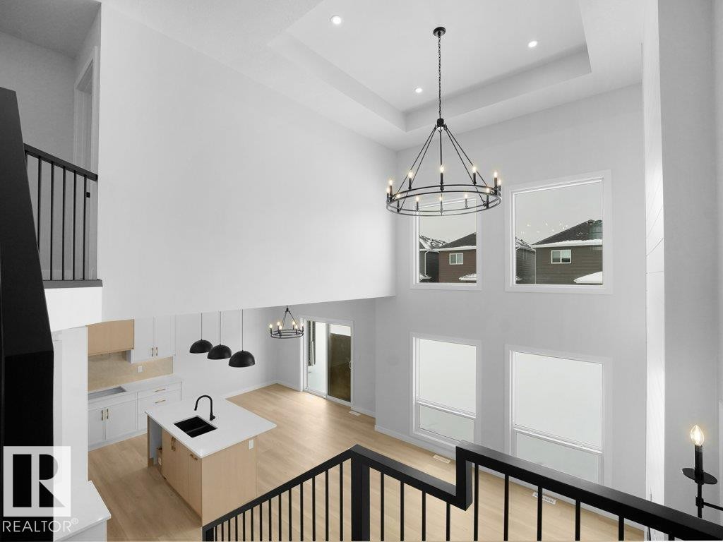 3322 Chickadee Drive, Edmonton, AB - Indoor Photo Showing Other Room