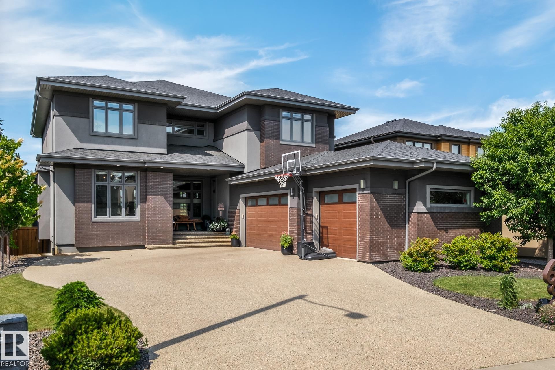 699 Howatt Drive, Edmonton, AB - Outdoor With Facade