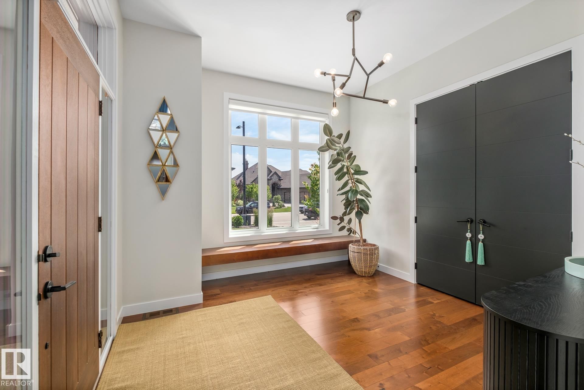 699 Howatt Drive, Edmonton, AB - Indoor Photo Showing Other Room