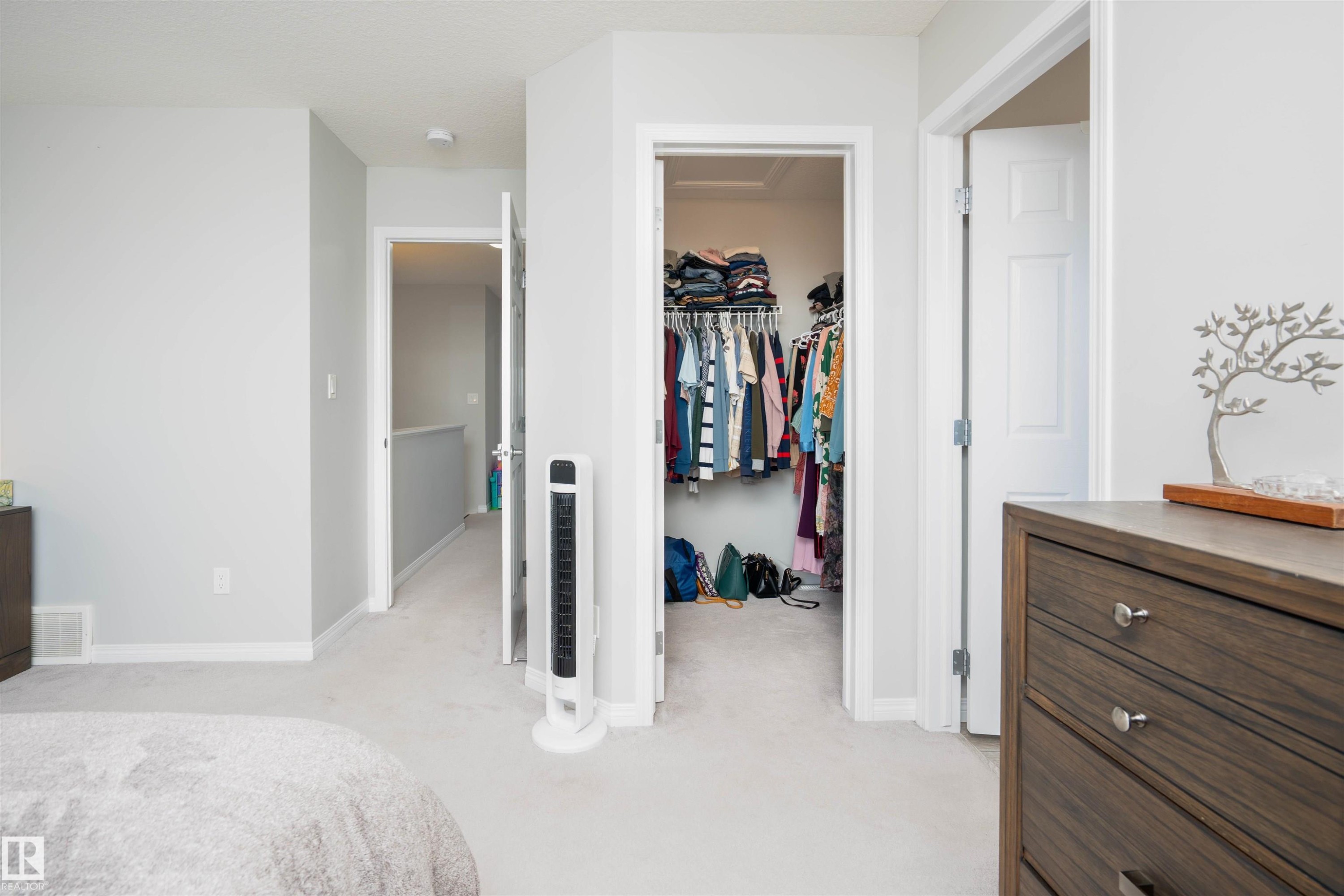 1308 Plum Link Link, Edmonton, AB - Indoor