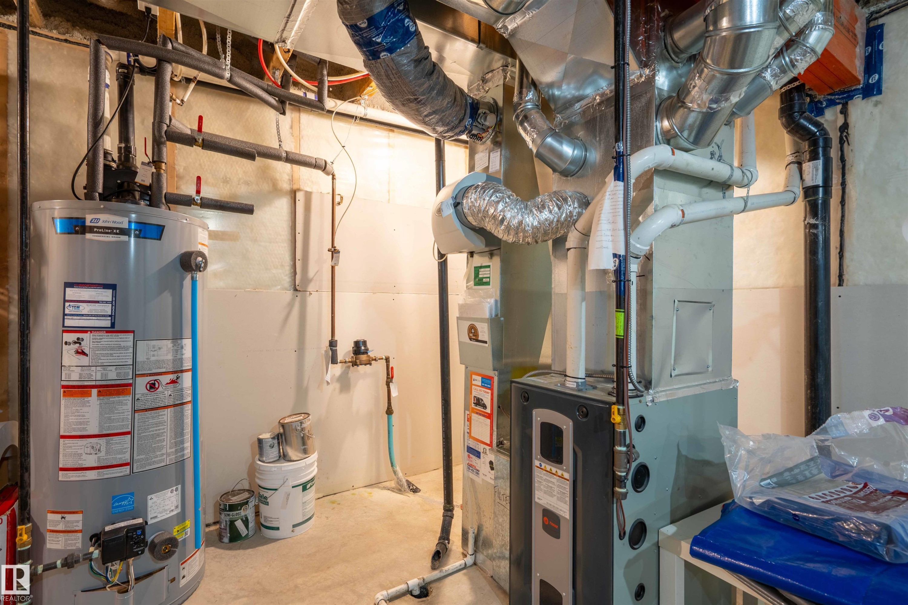 1308 Plum Link Link, Edmonton, AB - Indoor Photo Showing Basement