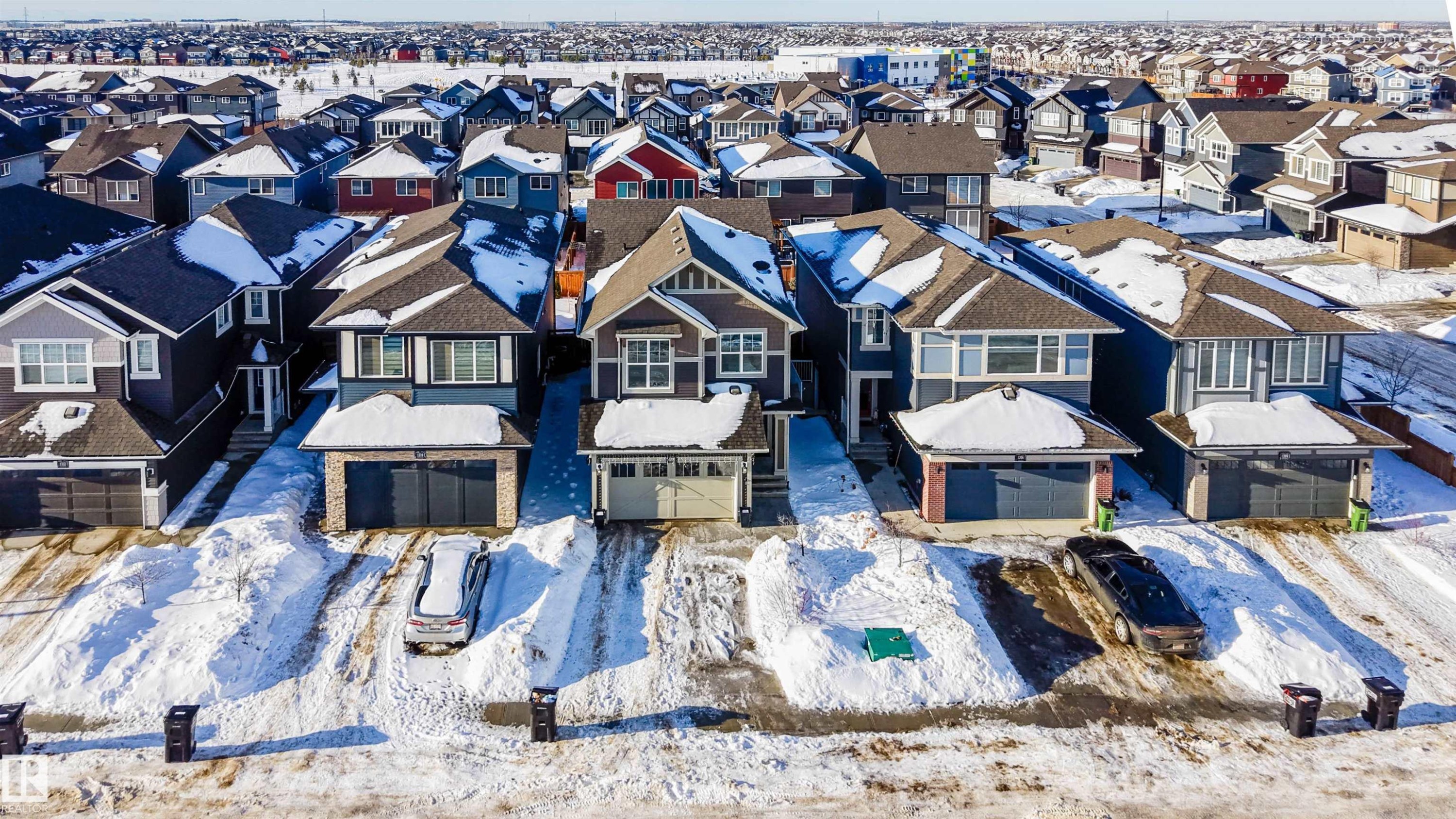 1308 Plum Link Link, Edmonton, AB - Outdoor With Facade