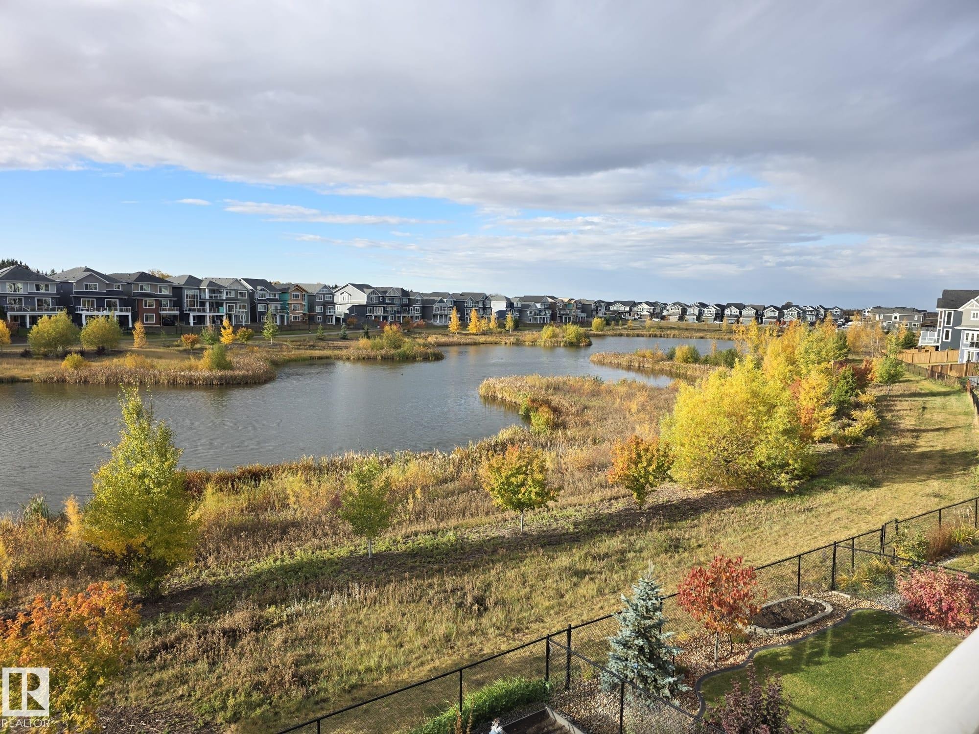 Water view featuring nearby suburban area - 16217 32 Avenue, Edmonton, AB - Outdoor With Body Of Water With View