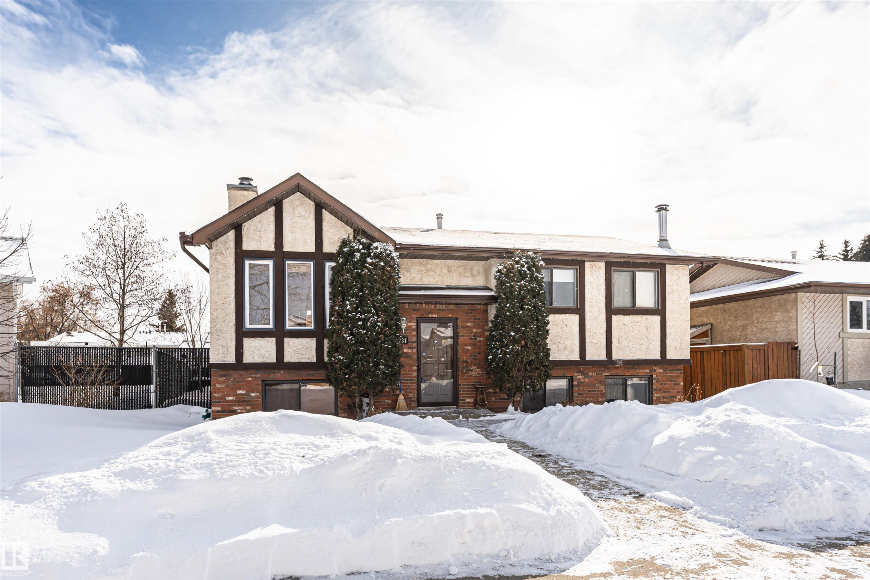 16331 119 Street Nw, Edmonton, AB - Outdoor