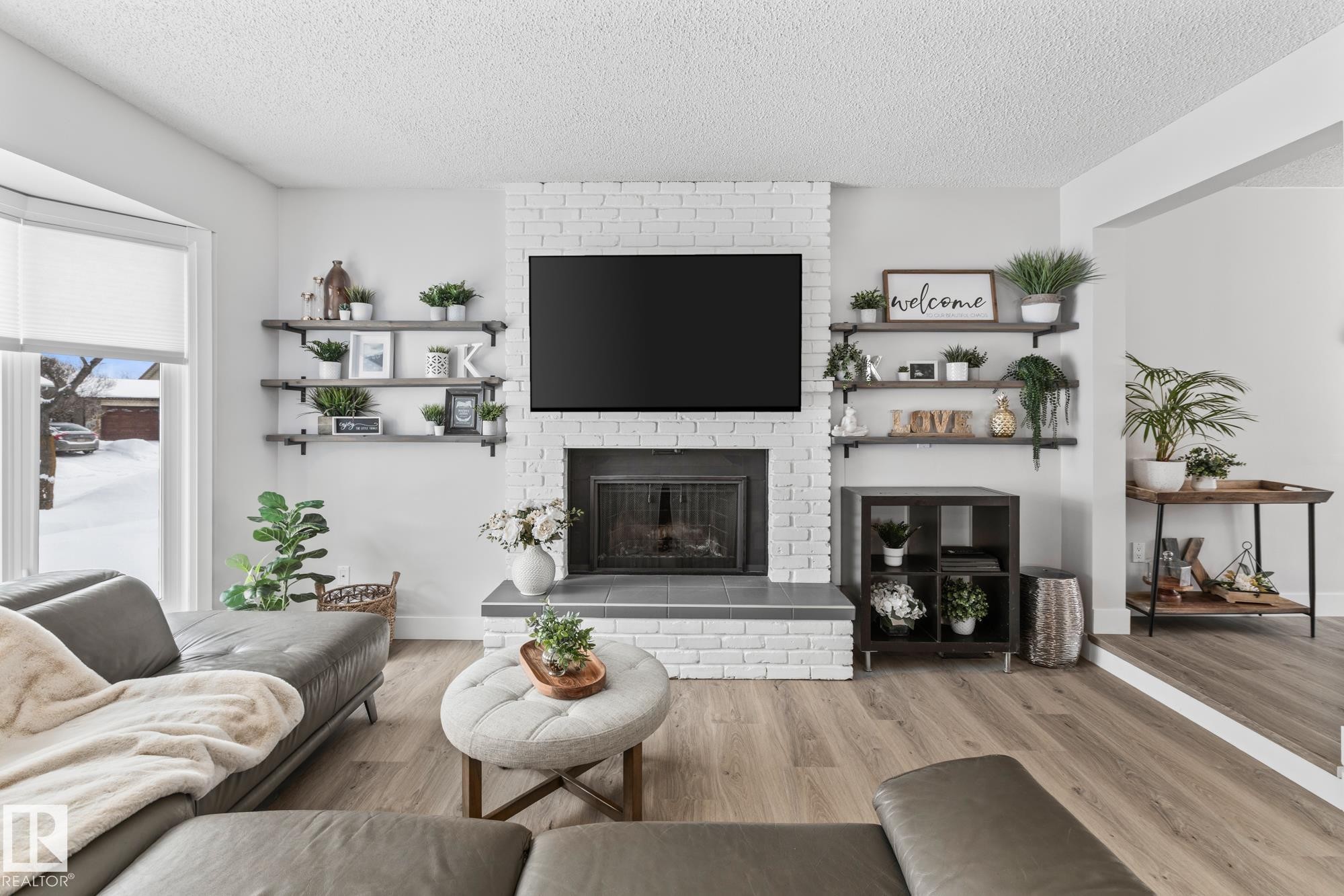 41 Patterson Crescent, St. Albert, AB - Indoor Photo Showing Living Room With Fireplace