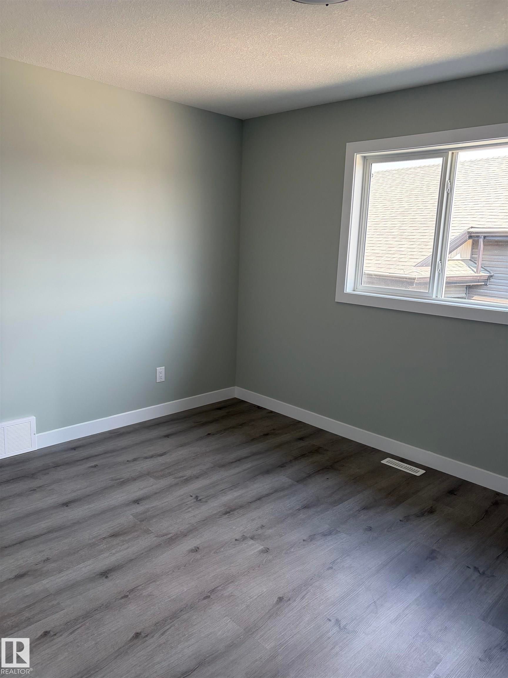 68 Maple Crescent, Gibbons, AB