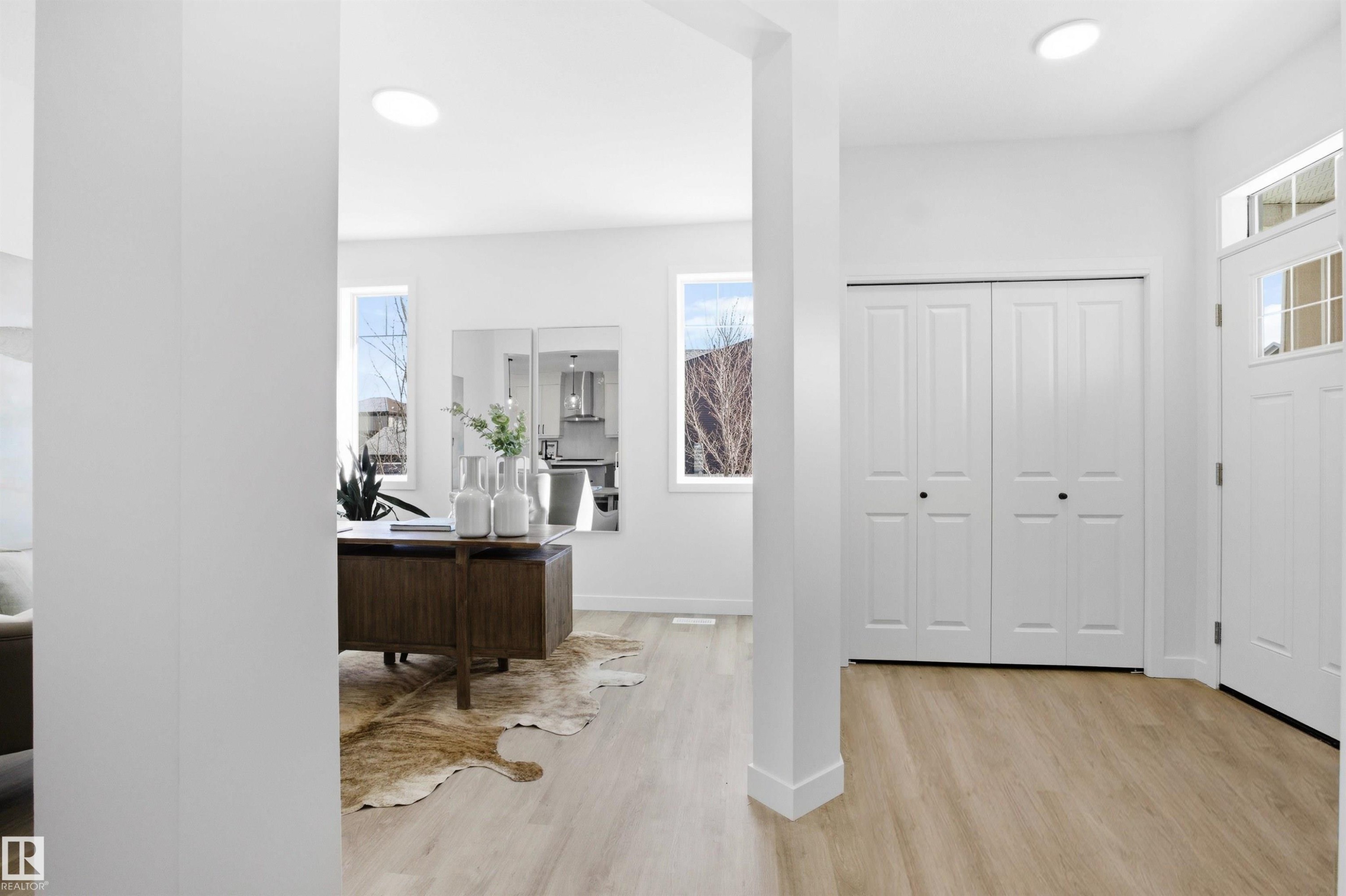 3704 Cross Landing, Edmonton, AB - Indoor Photo Showing Other Room