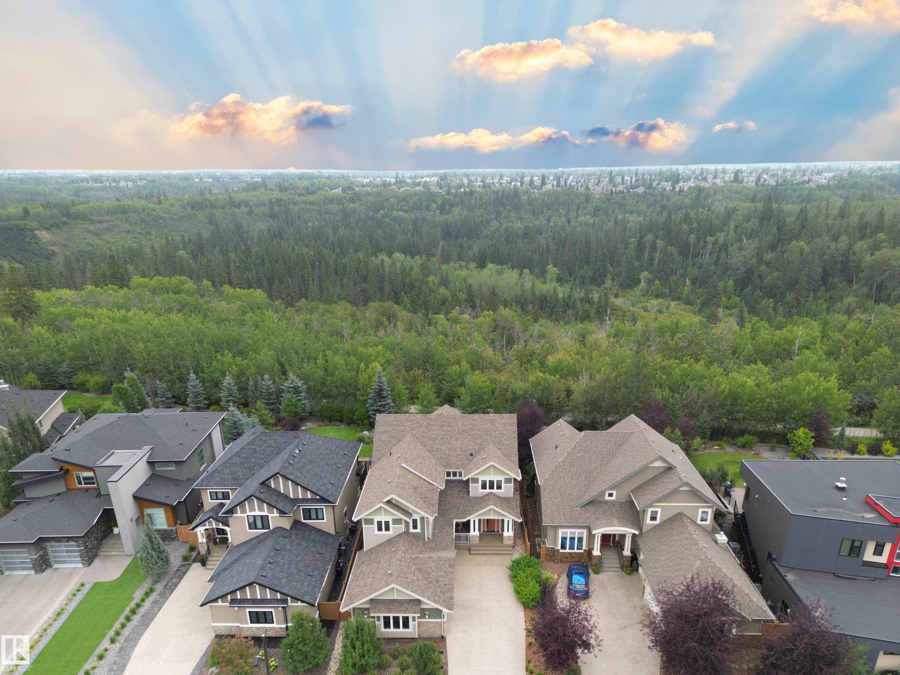 7549 May Common, Edmonton, AB